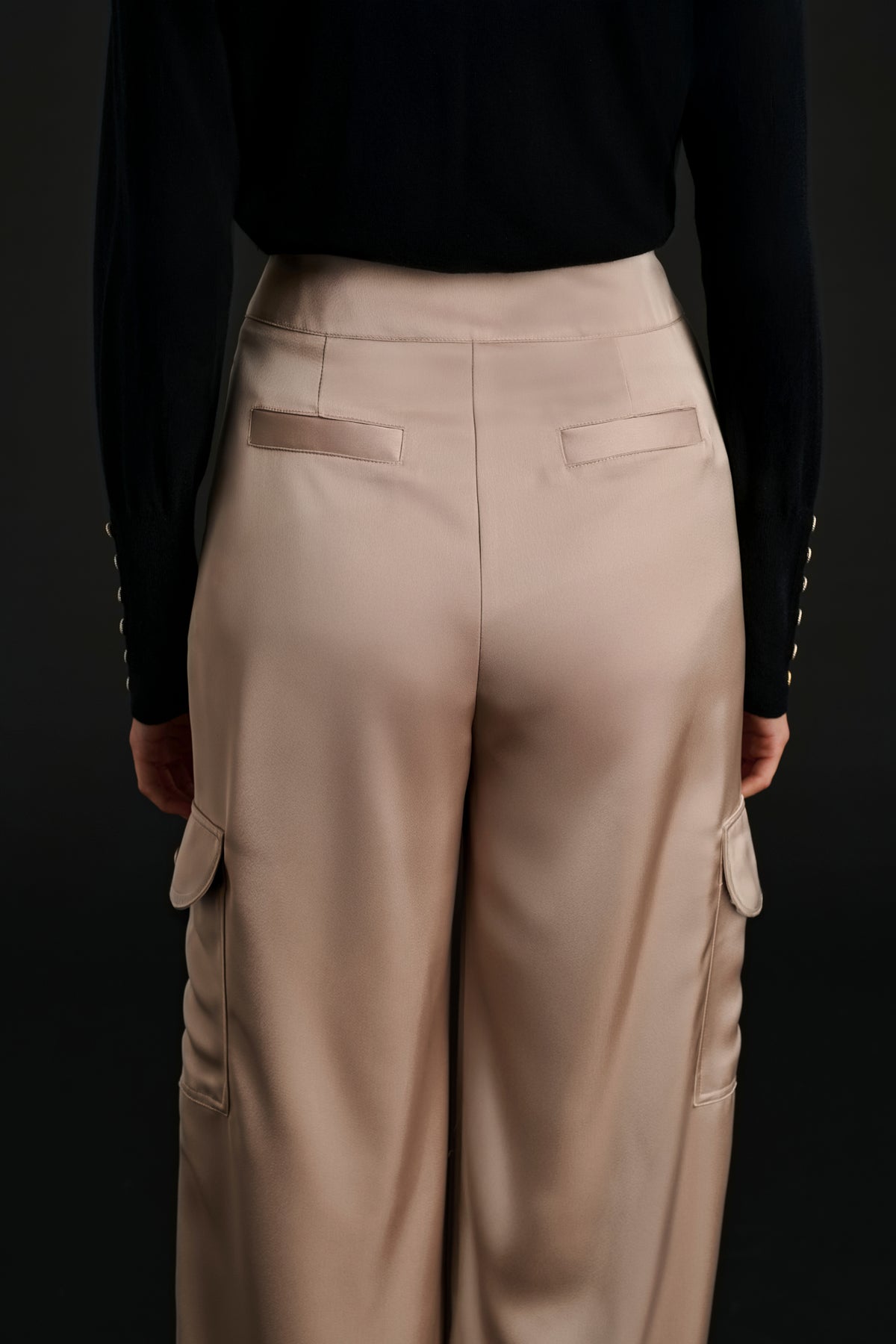 Pantalon cargo en satin