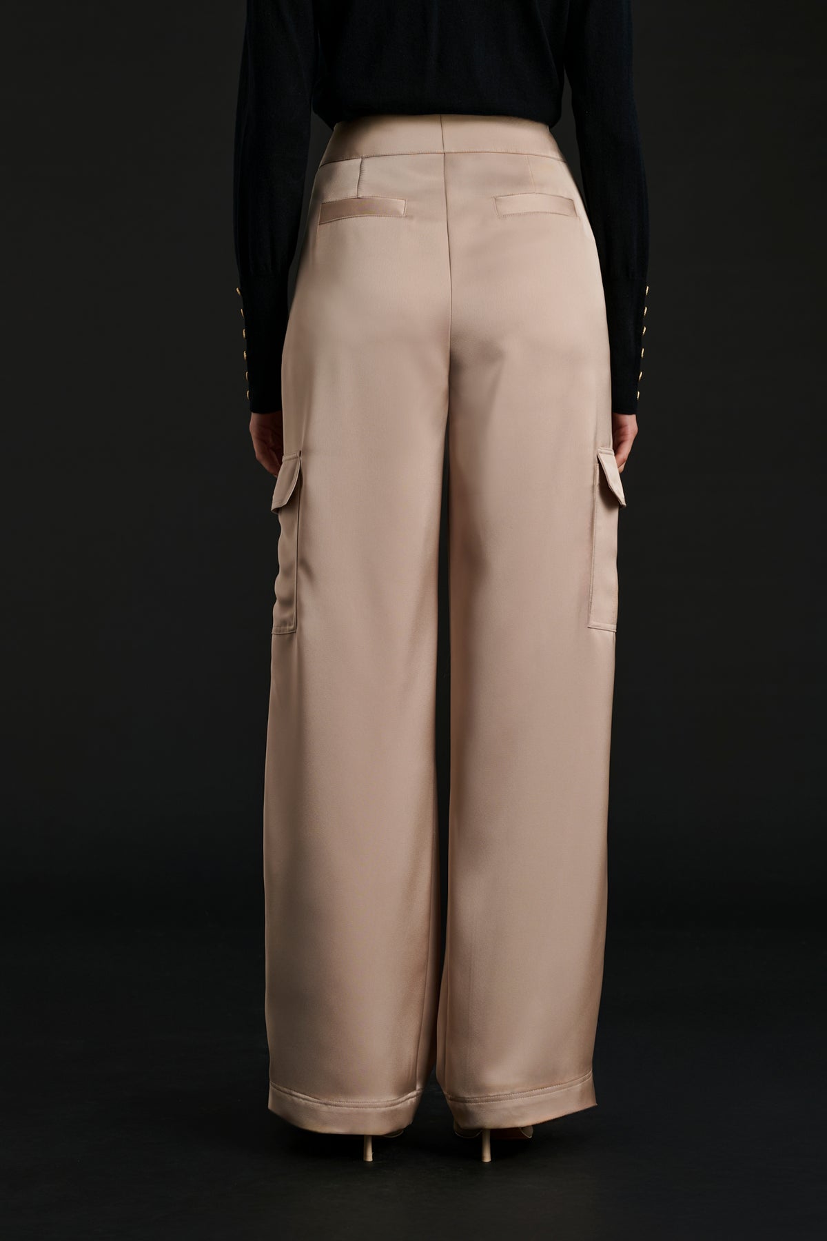 Pantalon cargo en satin