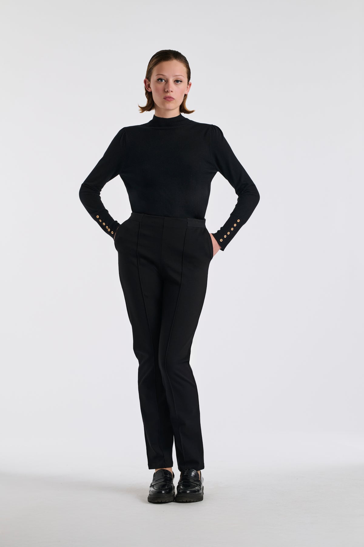 Pantalon cigarette en jersey élastiqué