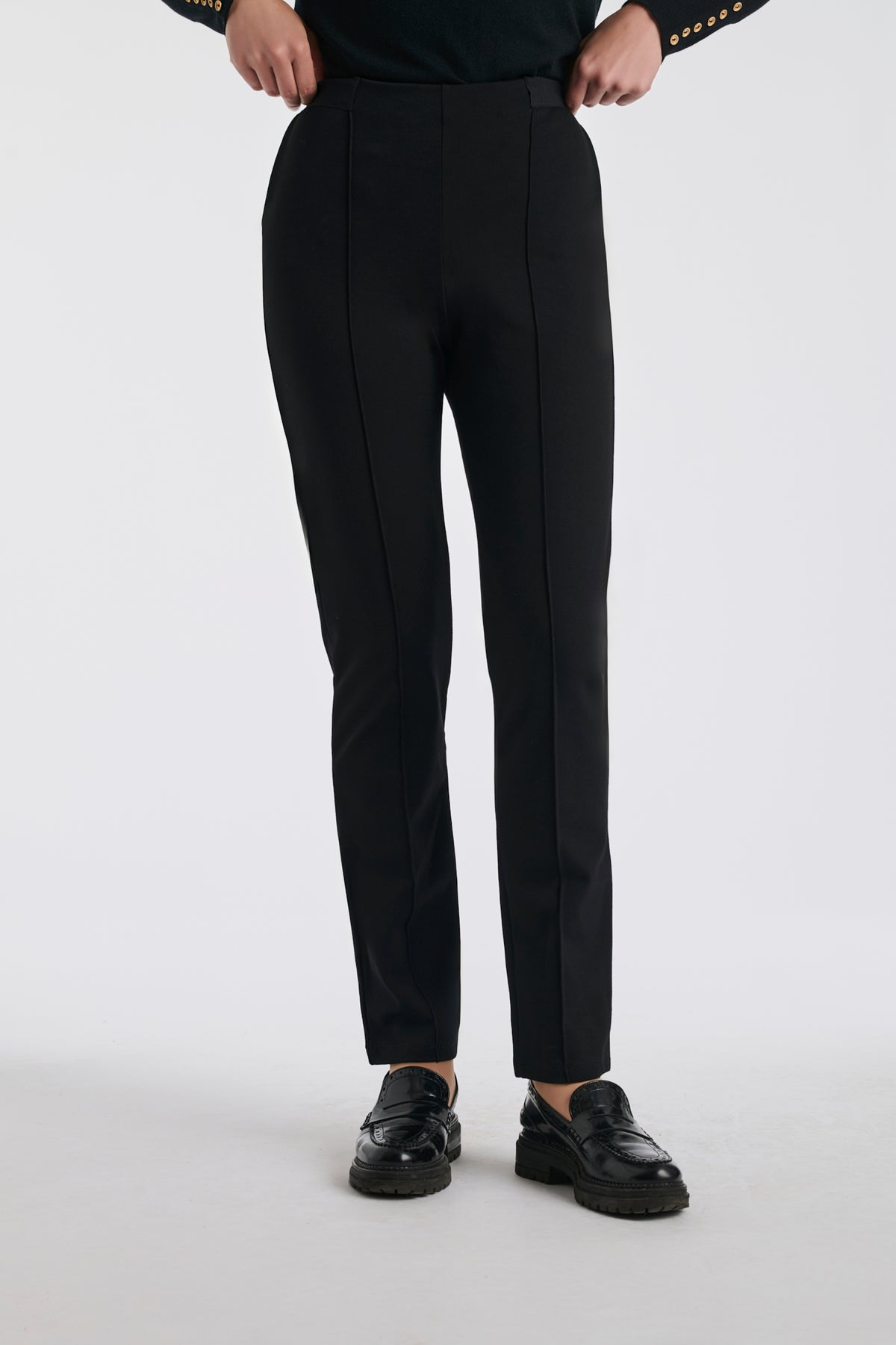 Pantalon cigarette en jersey élastiqué