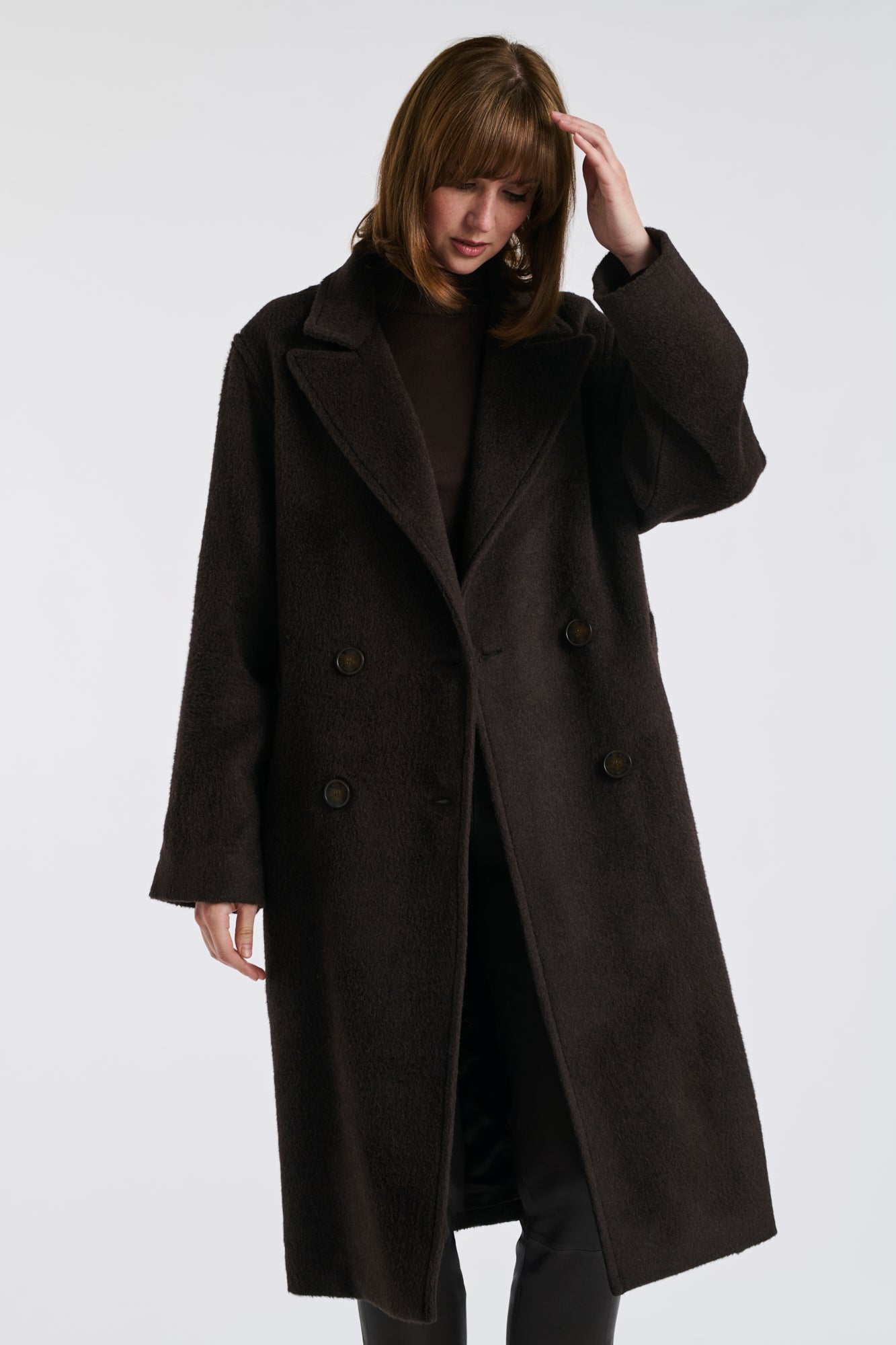 Manteau à double boutonnage en laine vierge