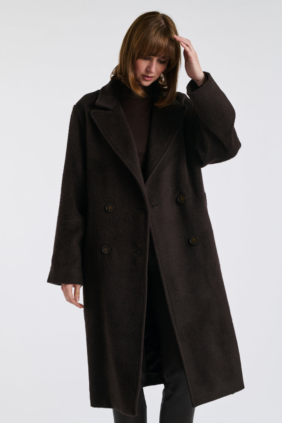 Manteau à double boutonnage en laine vierge