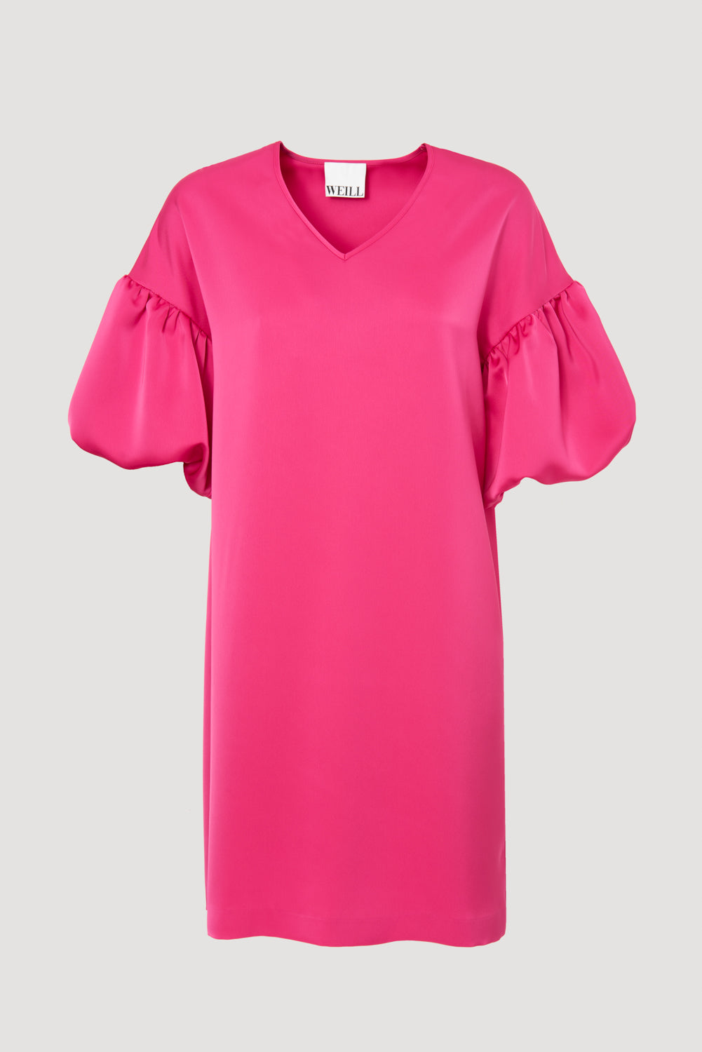 Robe en satin manches bouffantes