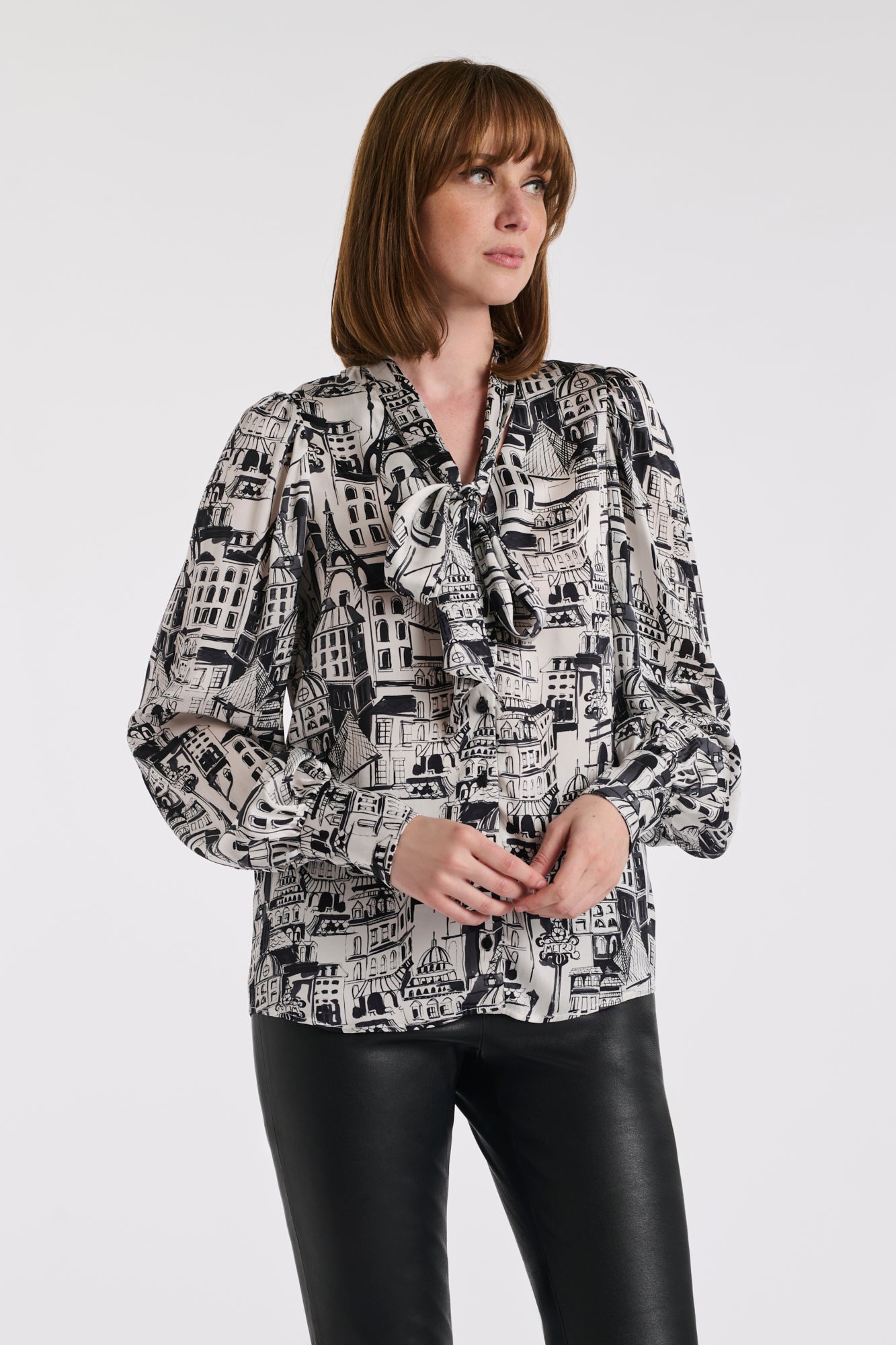 Blouse en soie imprimée paris