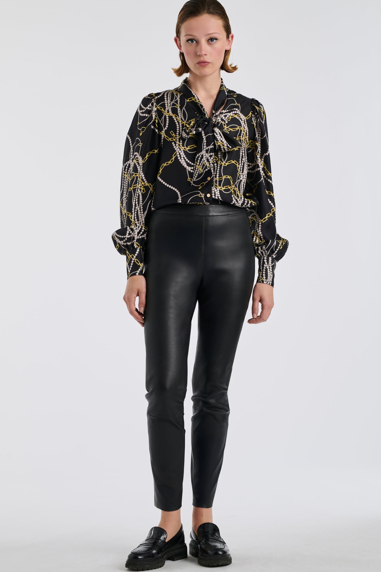 Blouse en soie imprimée bijoux