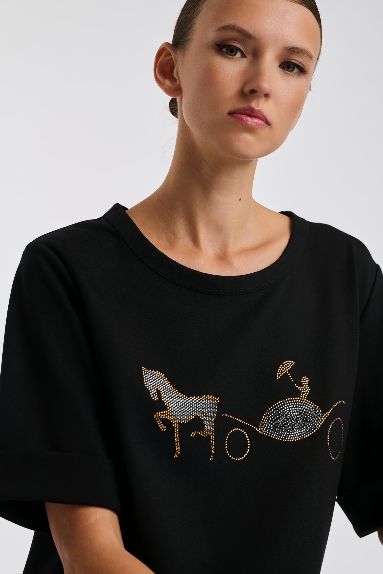 T-shirt logo strass et studs