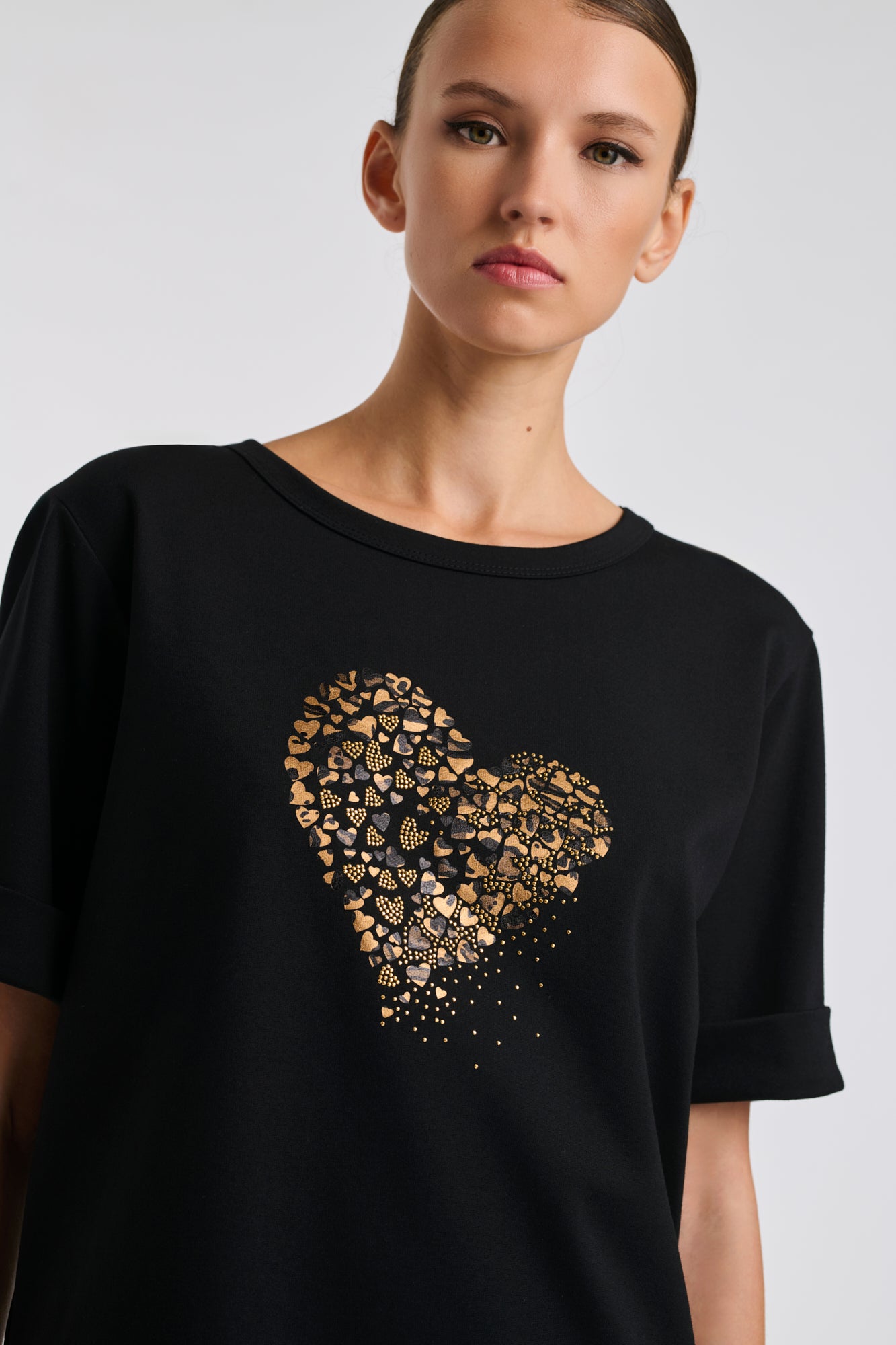 T-shirt coeur strass et studs
