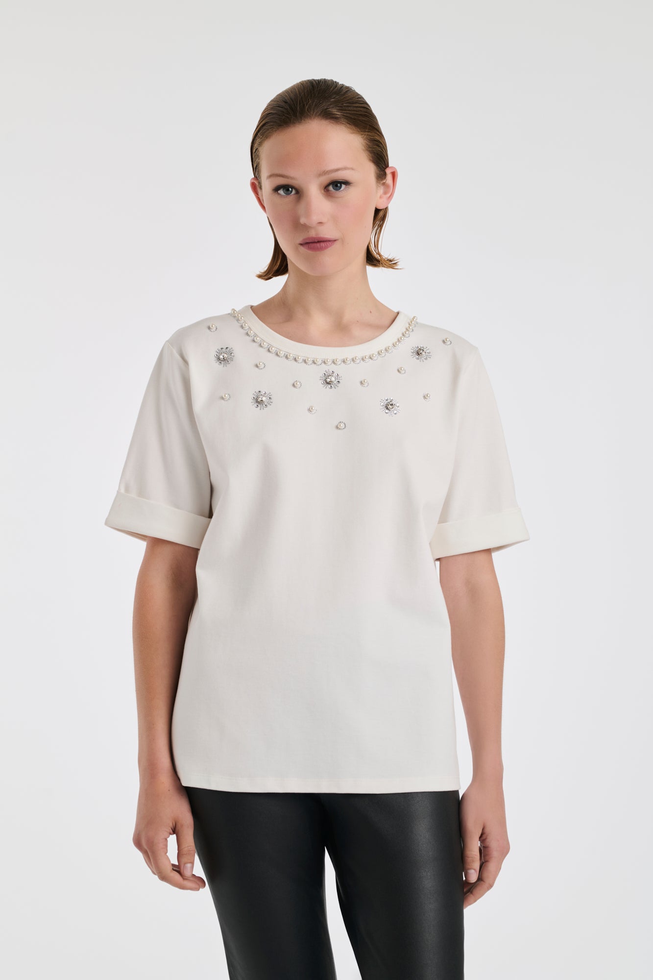 T-shirt bijoux et perles