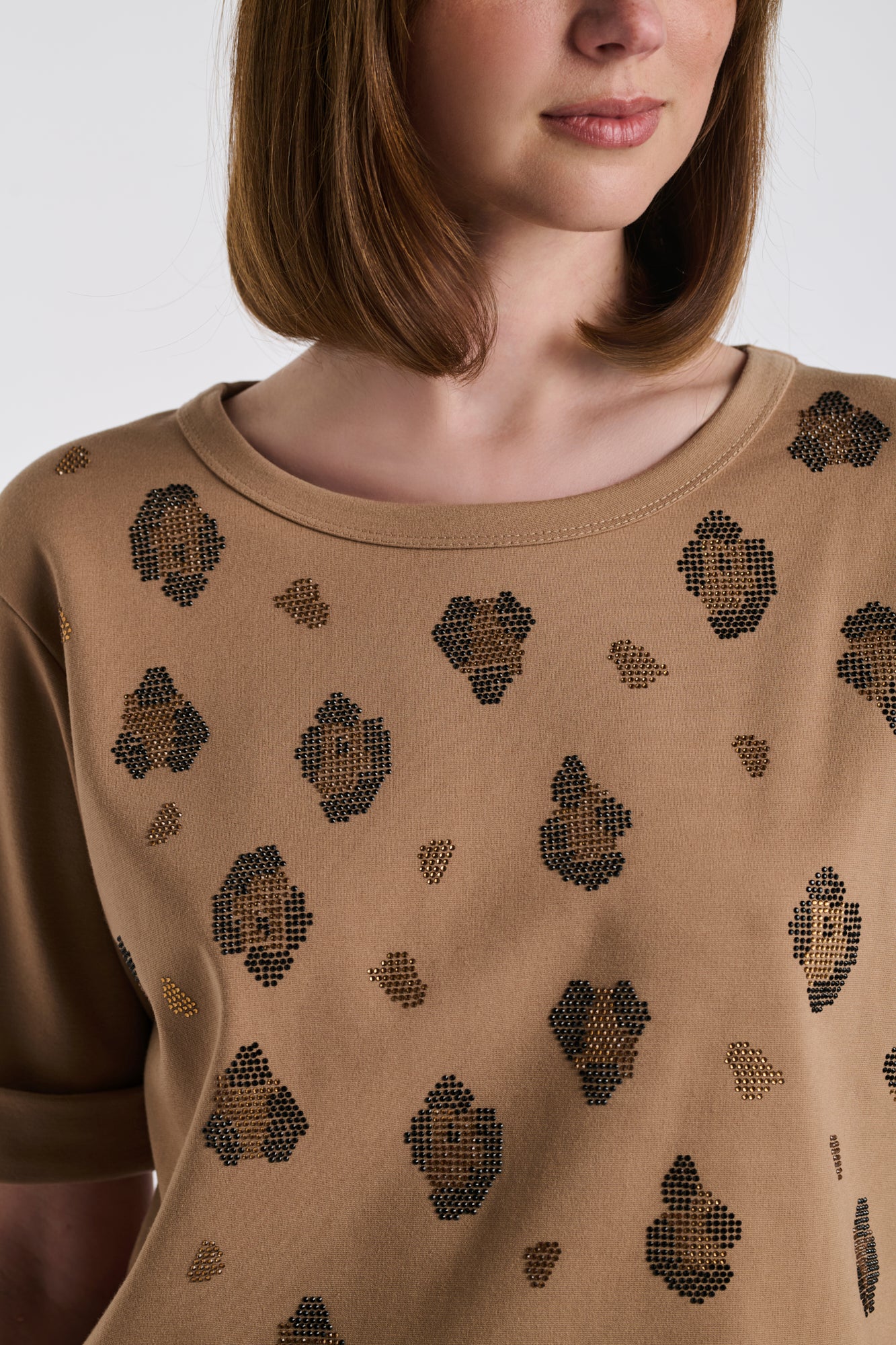 T-shirt à studs effet peau de bête