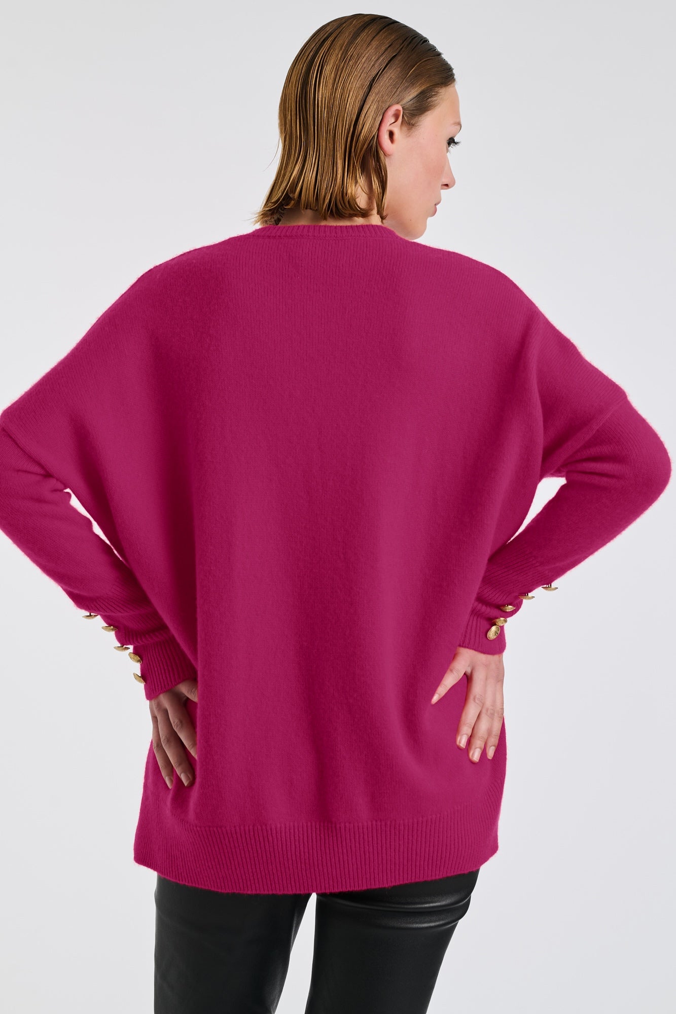 Cashmere blend V-neck jumper