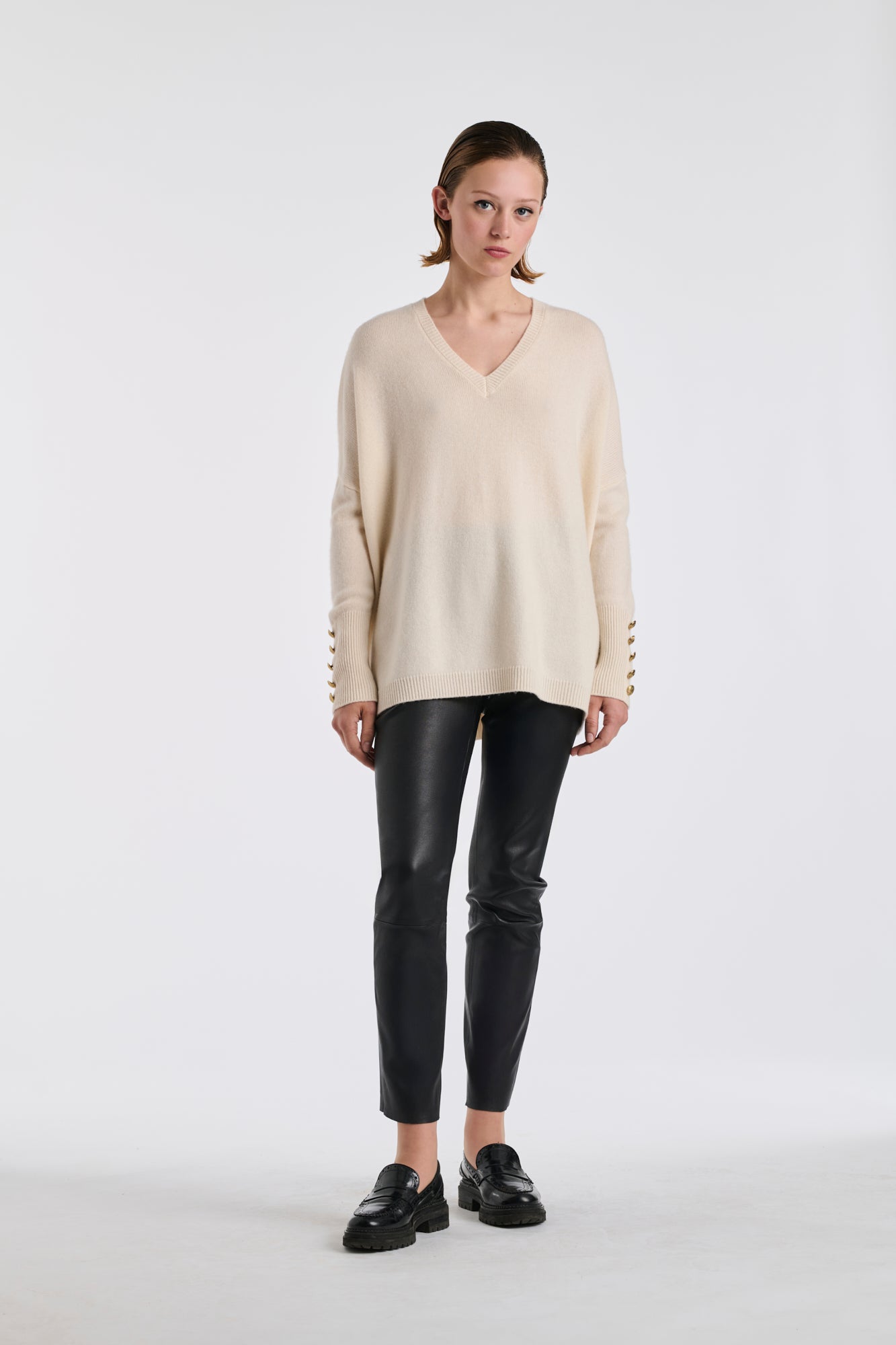 Pull col v en cachemire mélangé