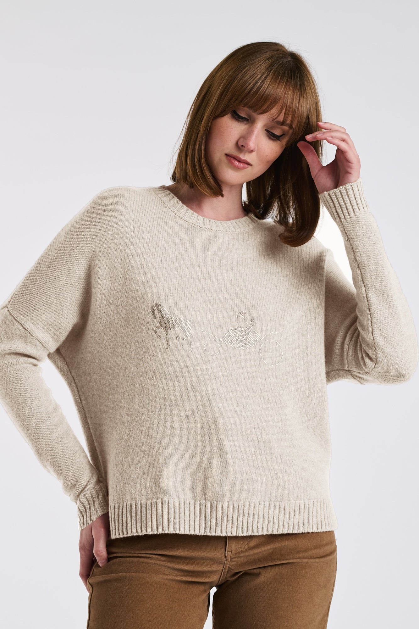 Pull en cachemire à logo strass