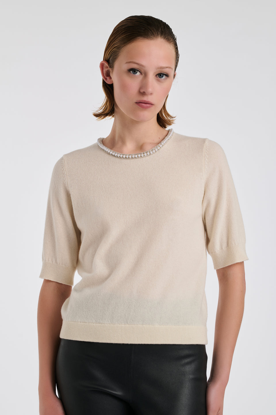 Pull à col perles et strass