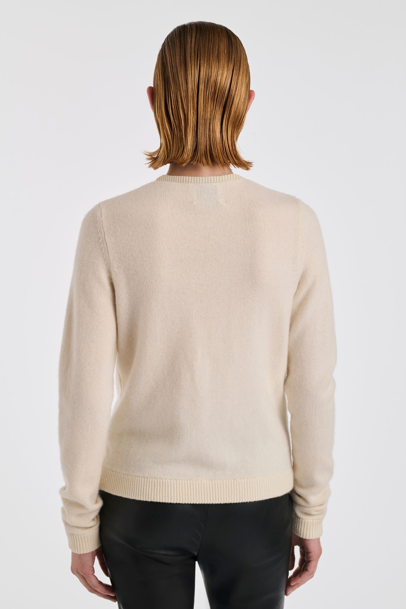 Cardigan en cachemire à boutons bijoux