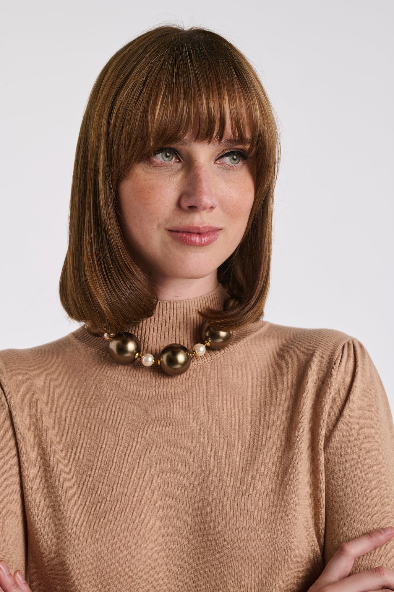 Choker necklace with beads and pearls