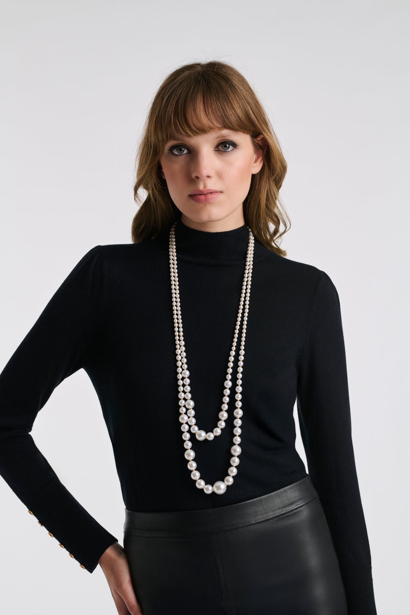 Double long necklace with pearls