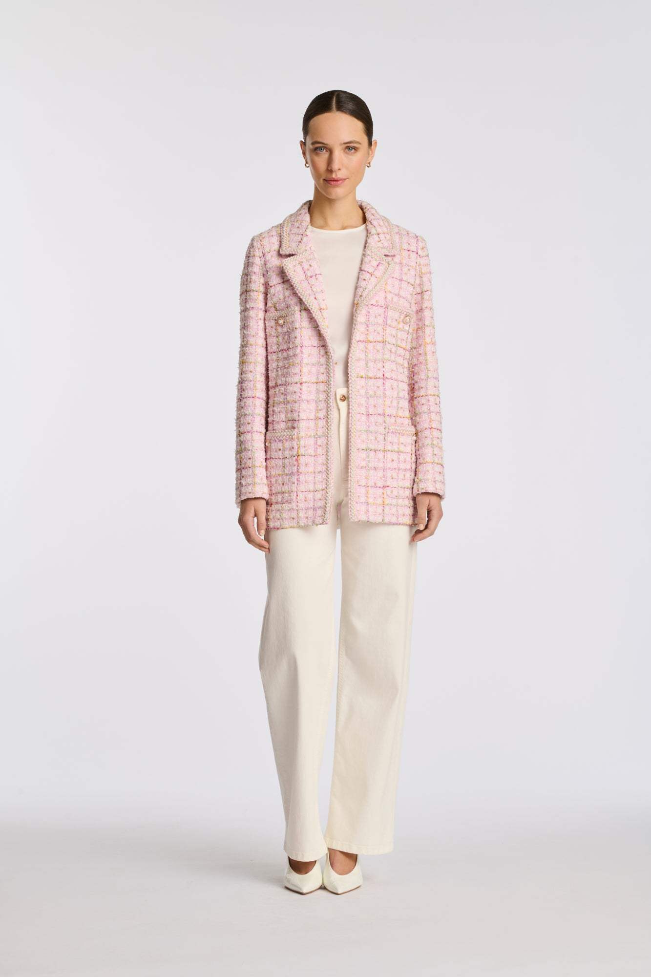 Blazer en tweed pastel galonné