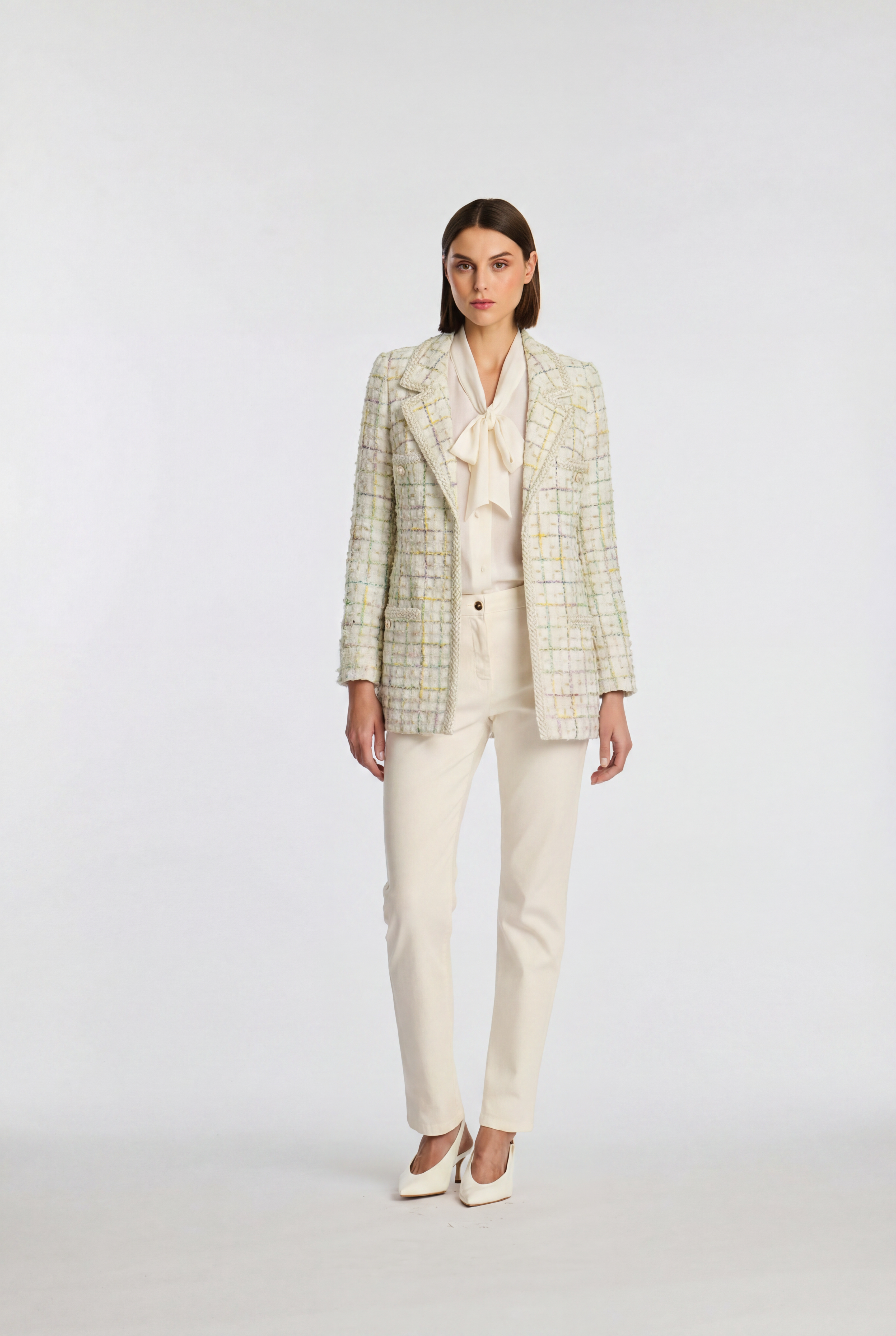 Blazer en tweed pastel galonné