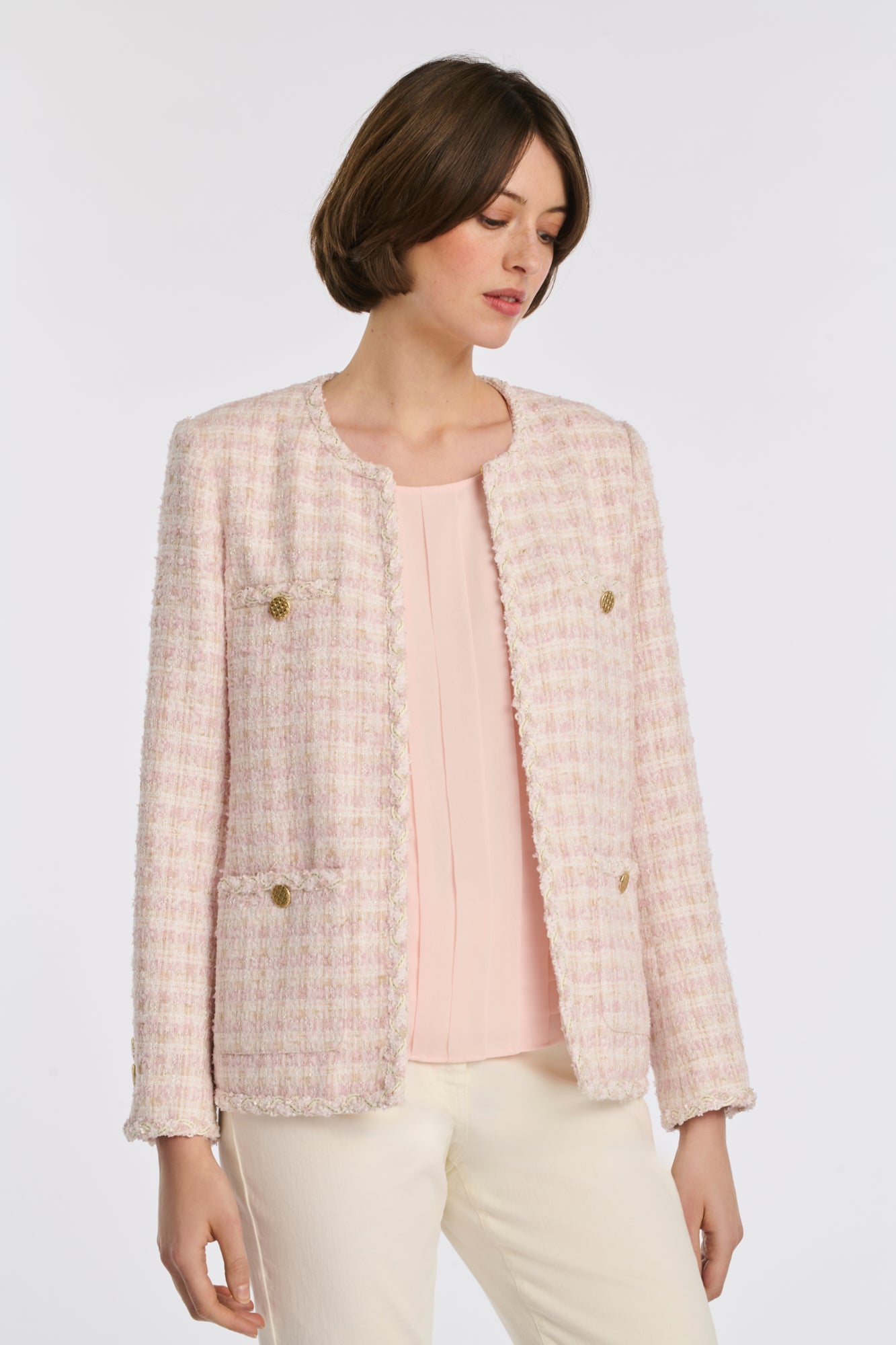 Veste longue en tweed galonnée