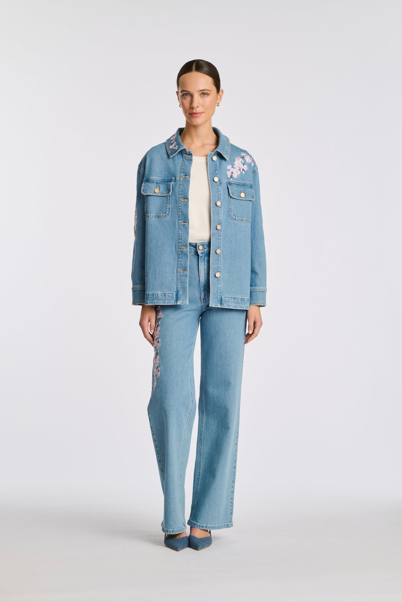 Blouson en jean brodé