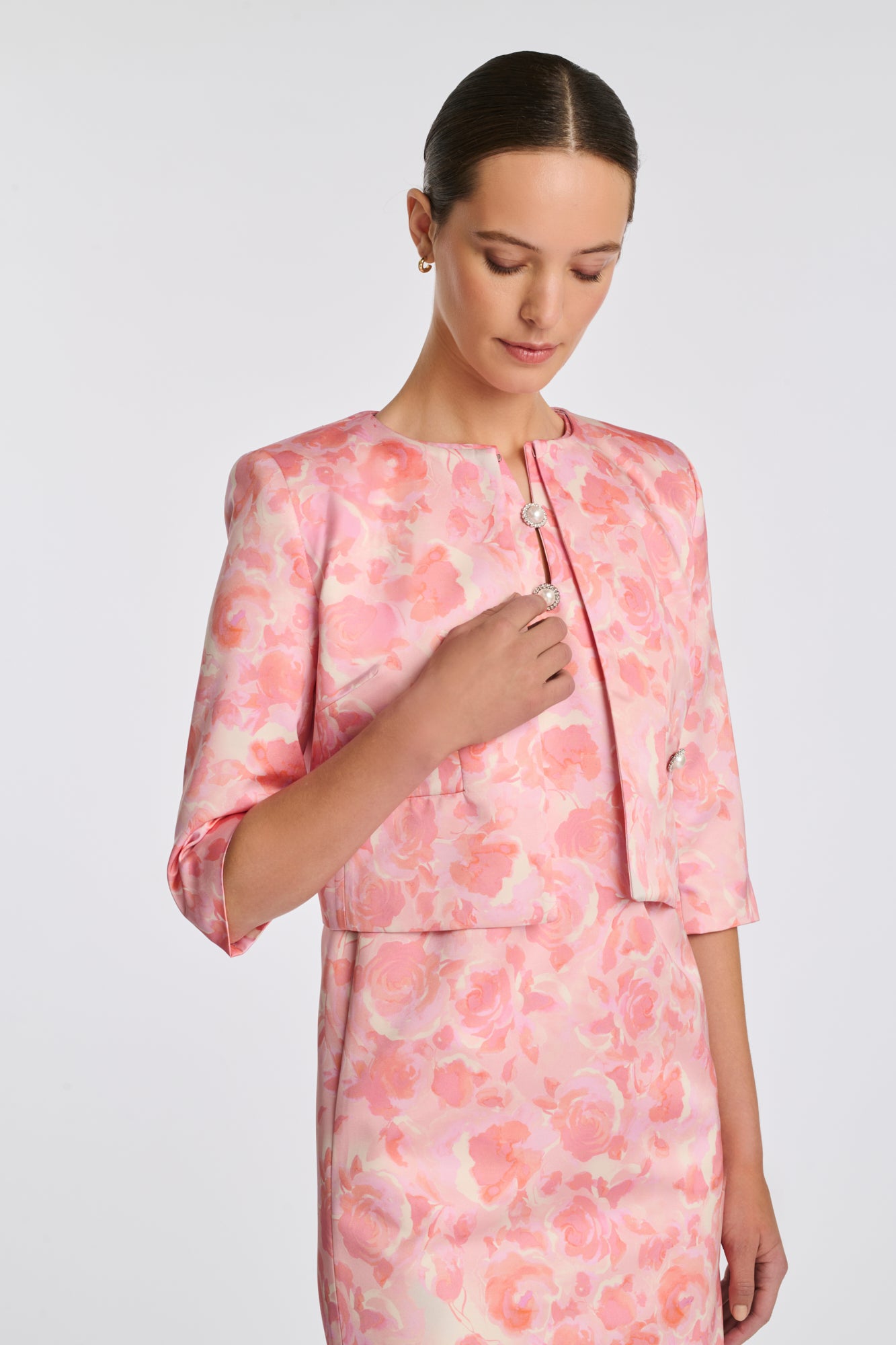 Veste courte en satin imprimée