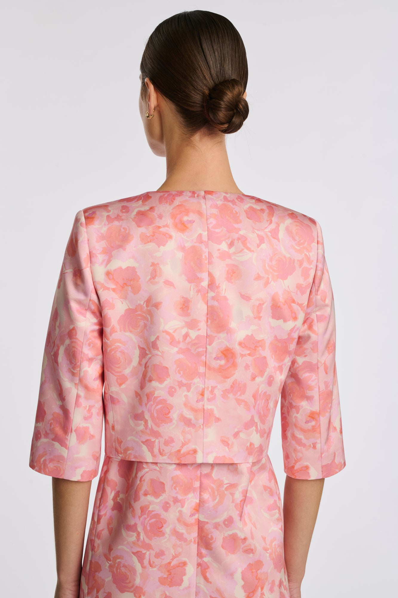 Veste courte en satin imprimée