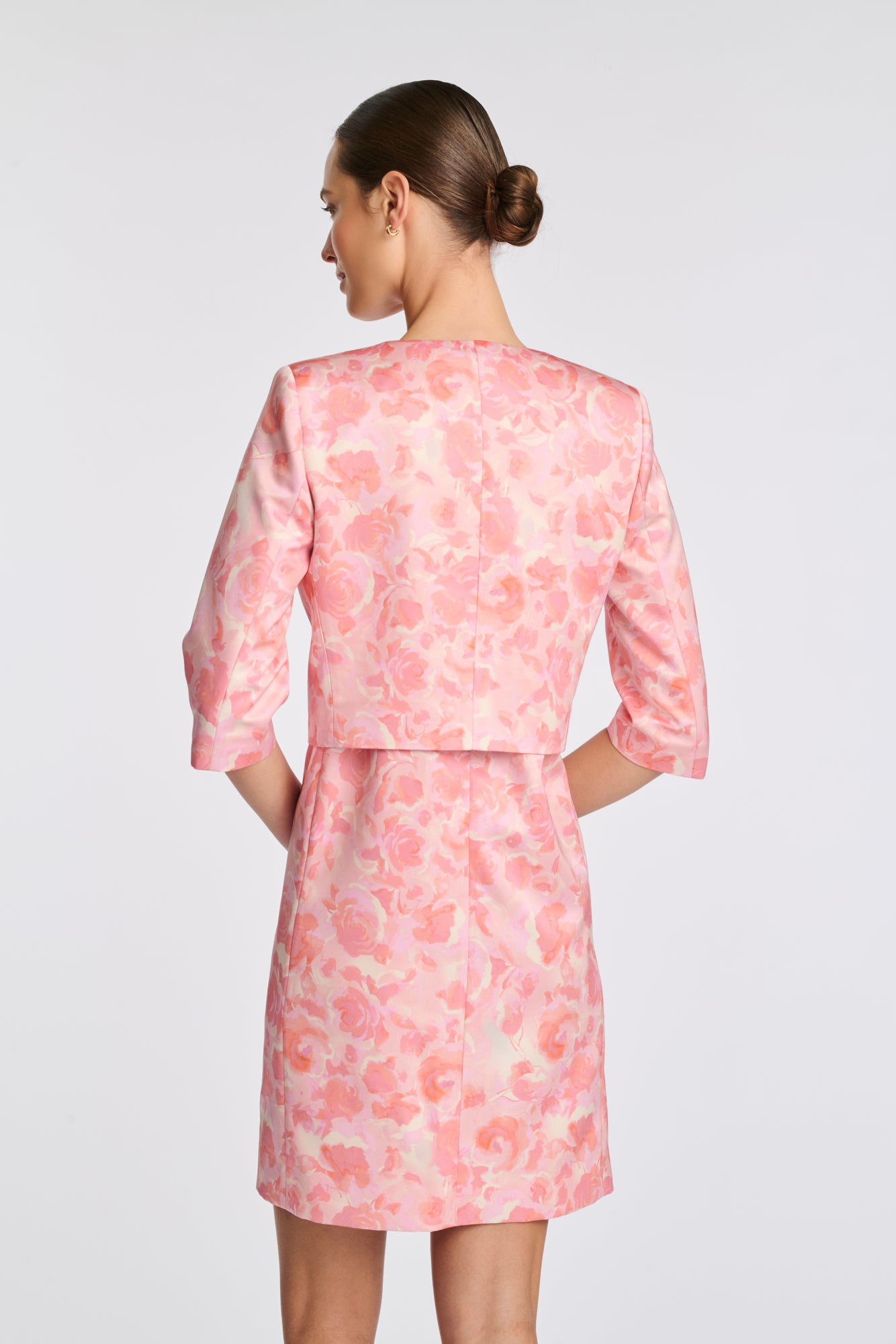 Veste courte en satin imprimée