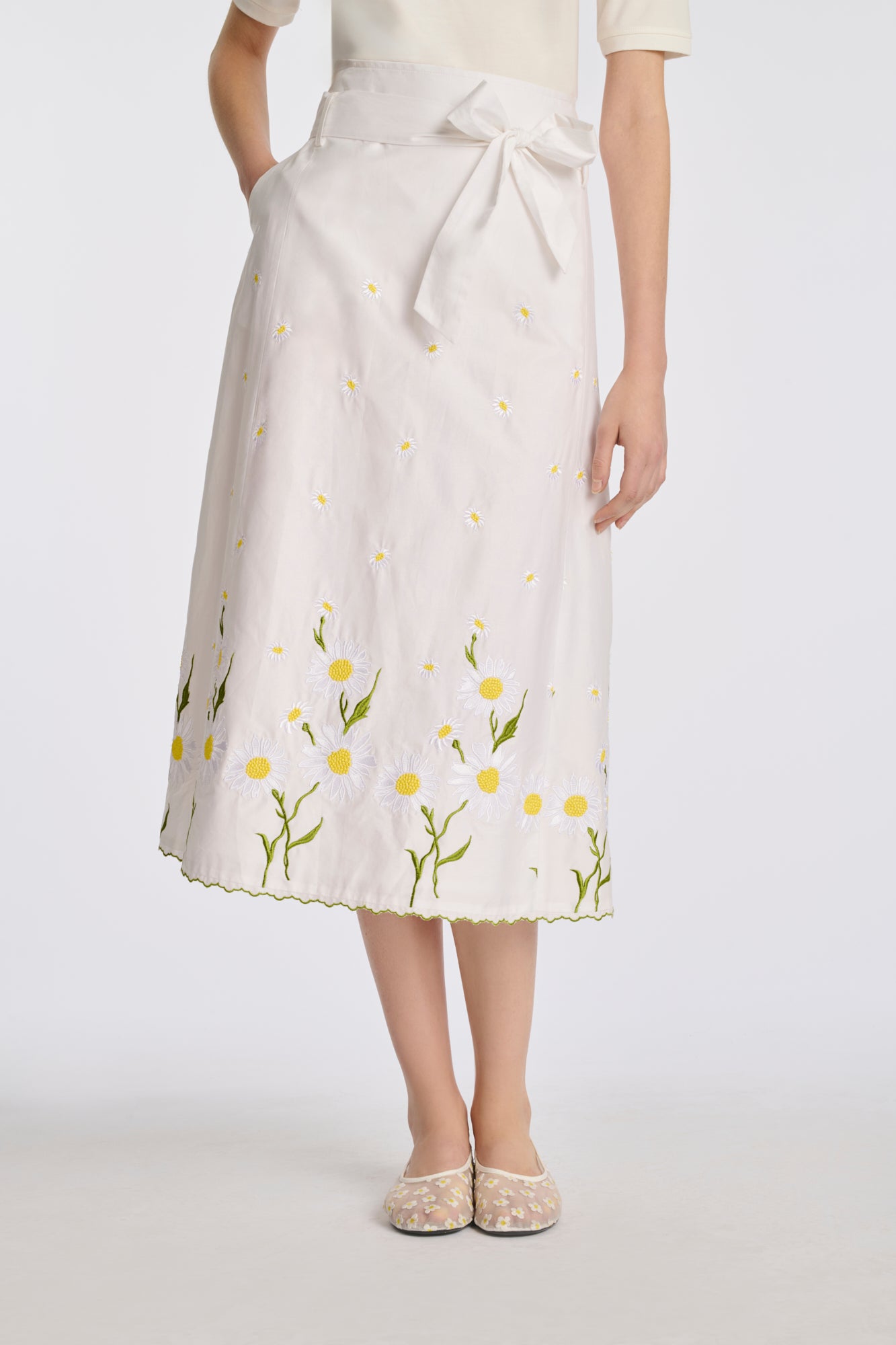 Jupe longue en coton brodé