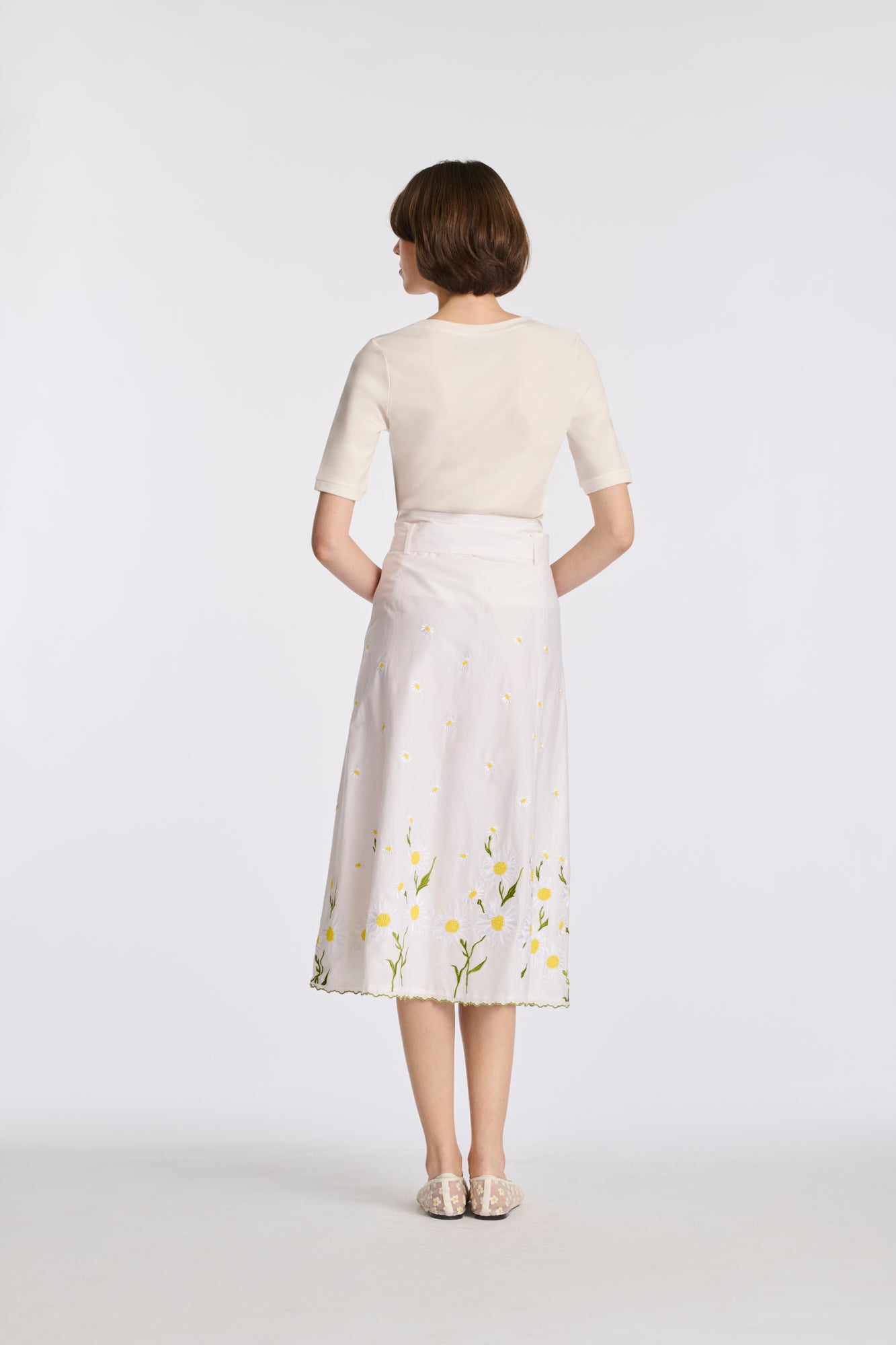 Jupe longue en coton brodé