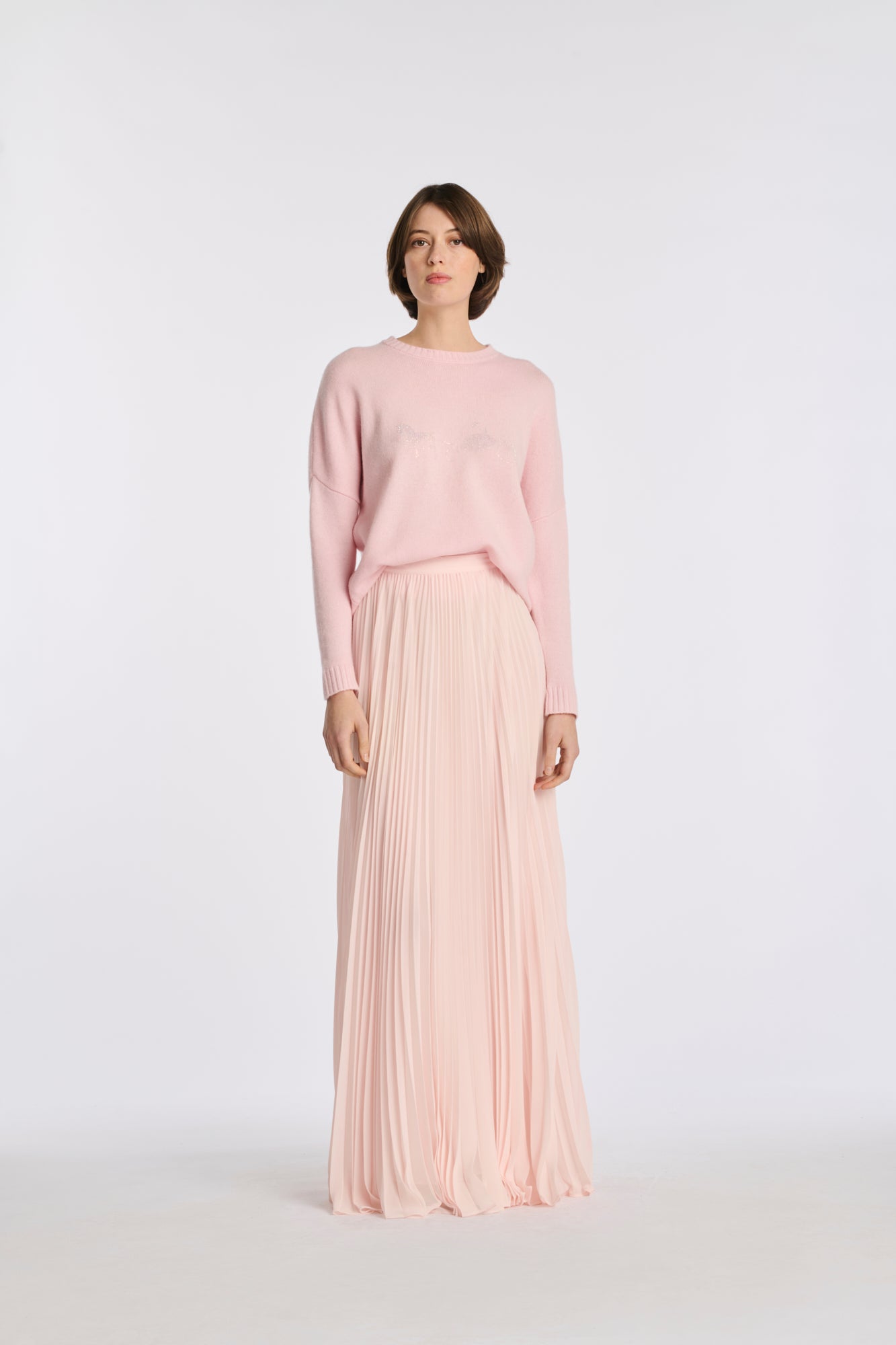 Long pleated skirt