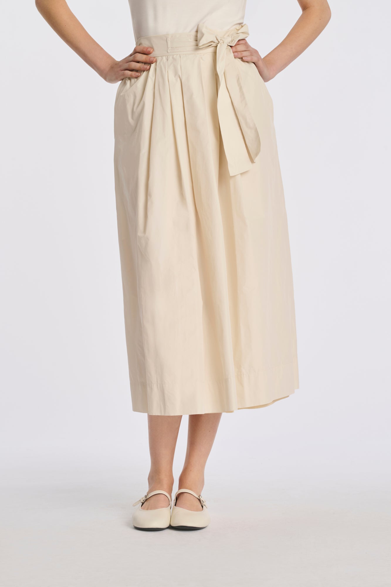 Long taffeta skirt