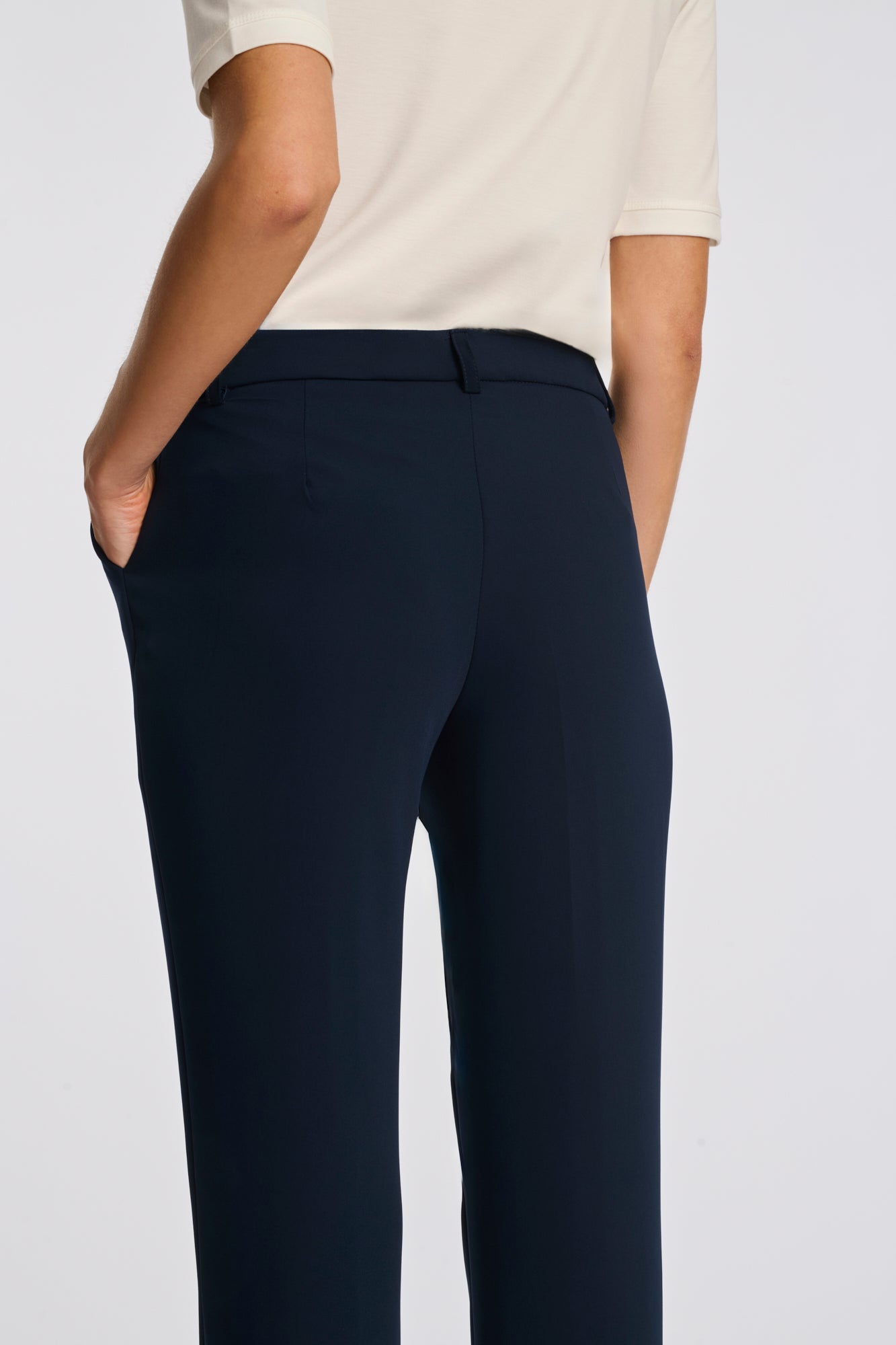 Microfibre cigarette -cut trousers