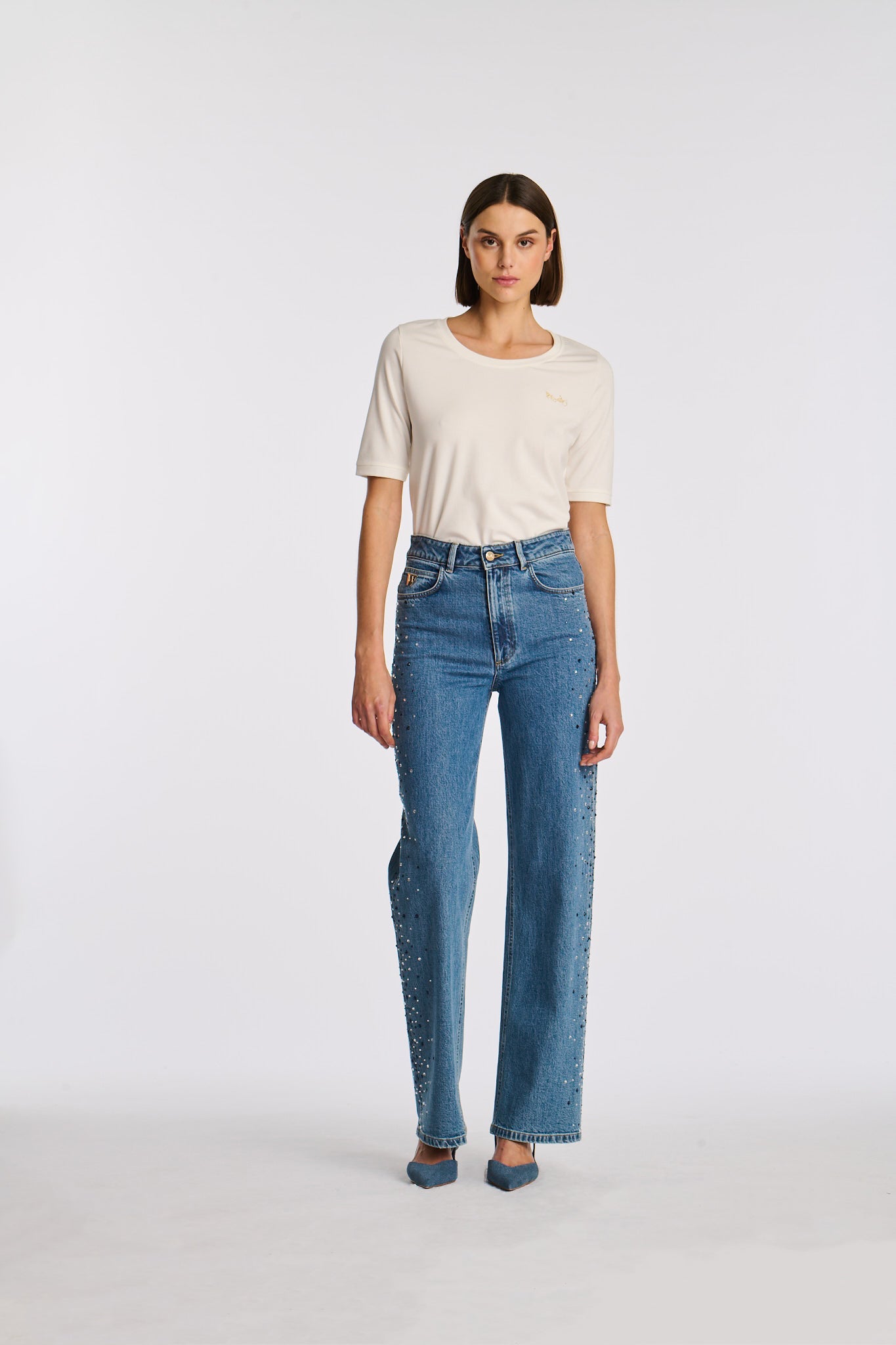 Wide-leg jeans with rhinestones