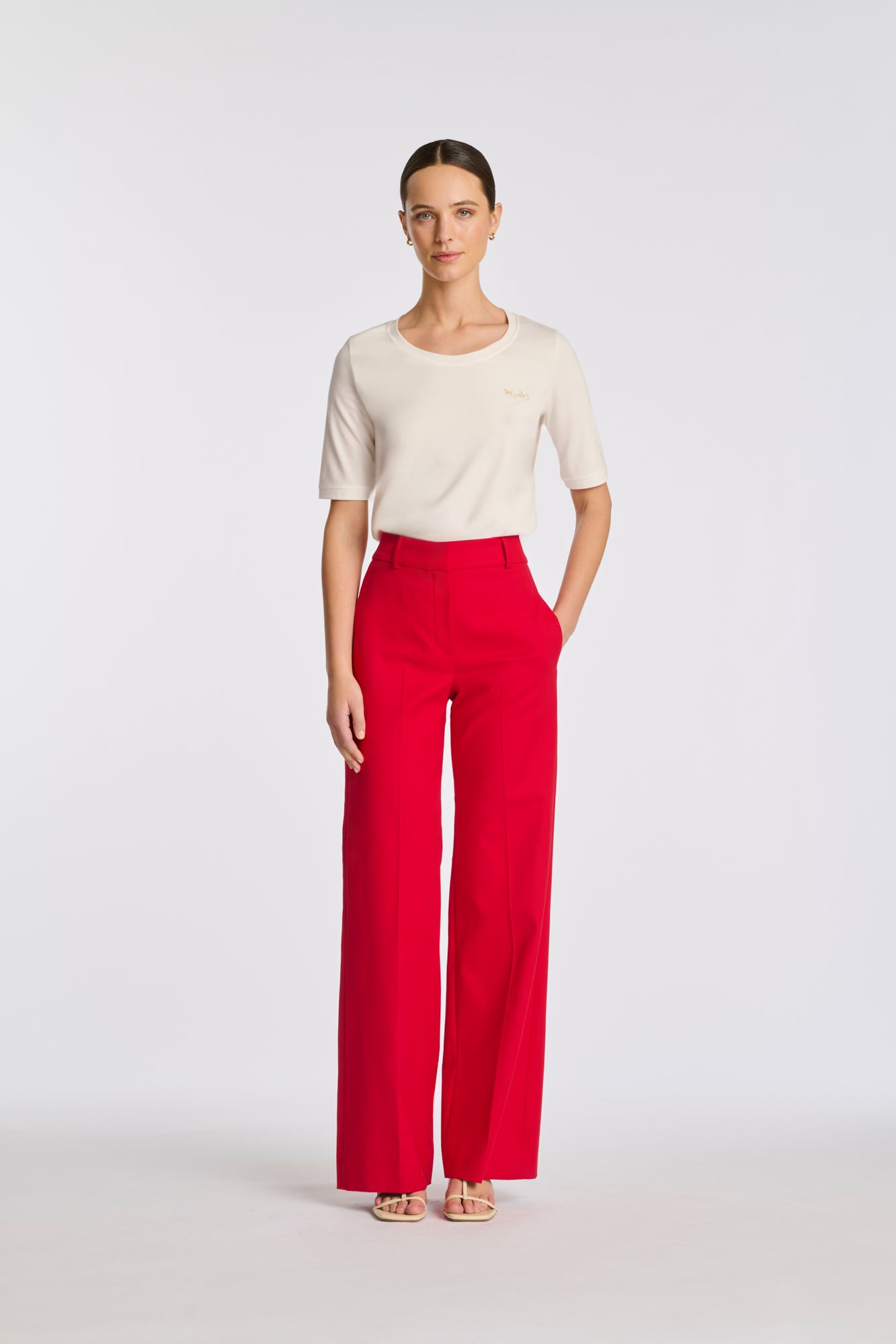 Wide-leg trousers