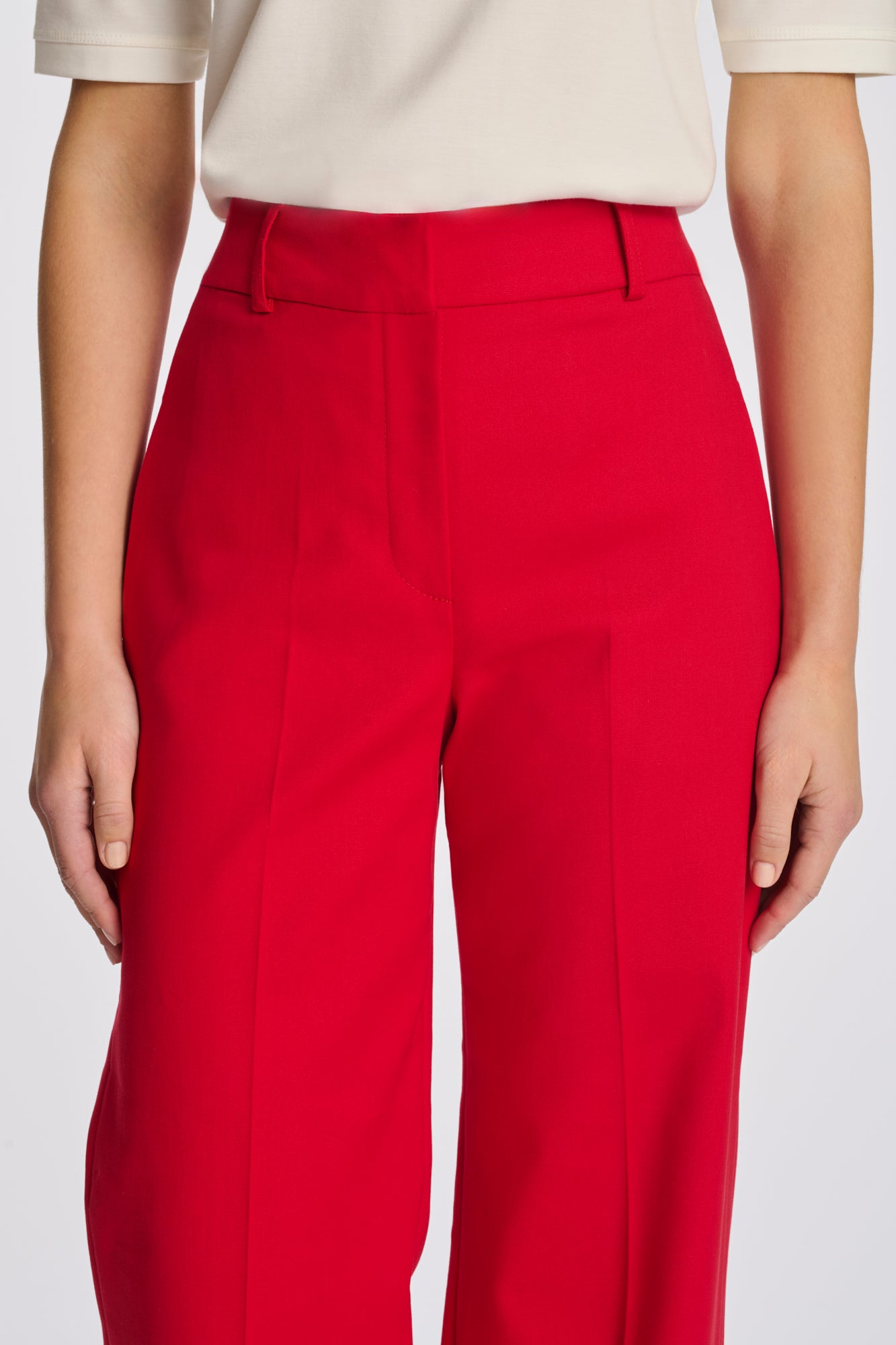 Wide-leg trousers
