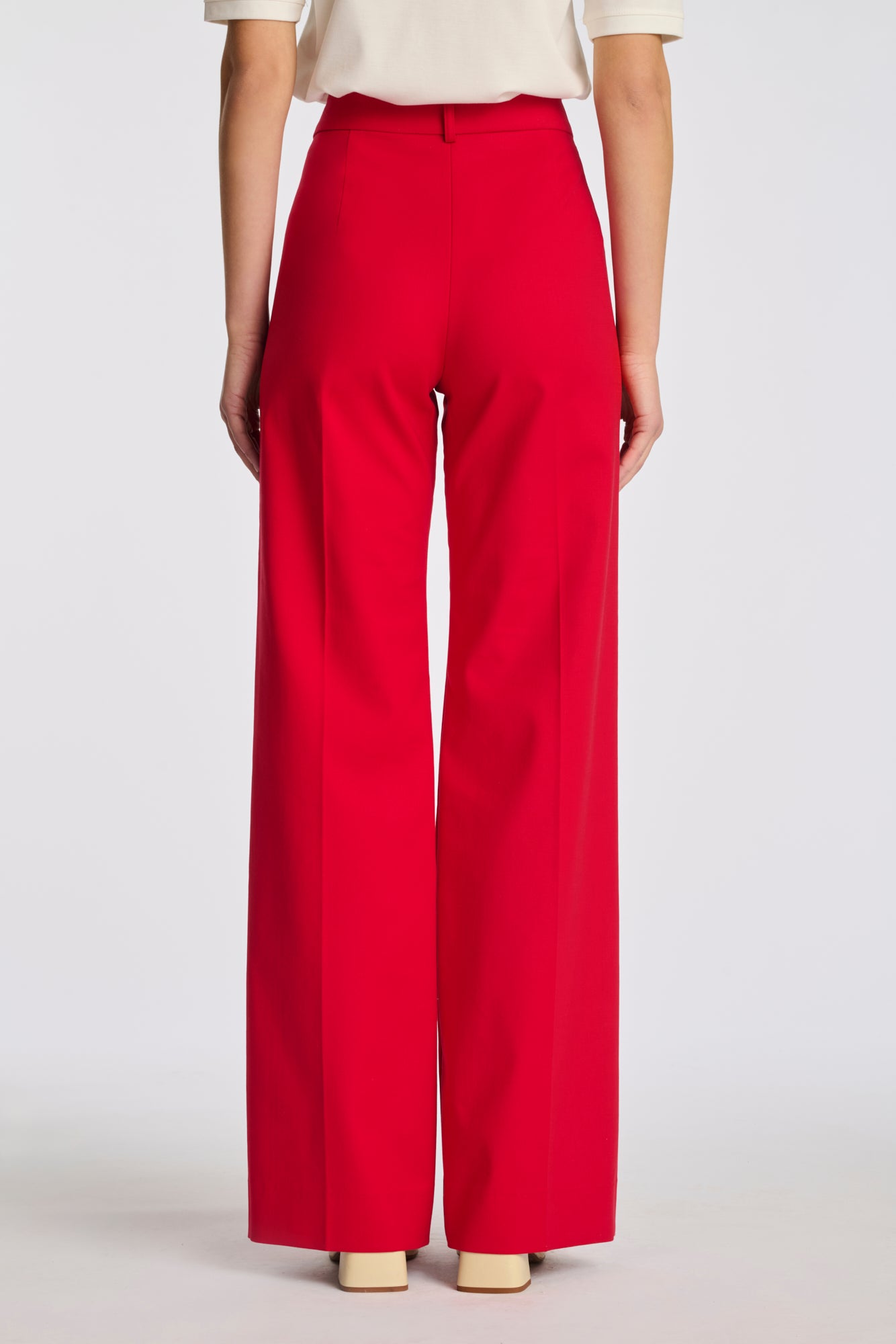 Wide-leg trousers