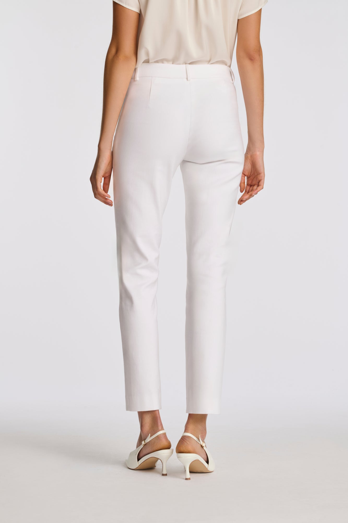 Cigarette-cut trousers