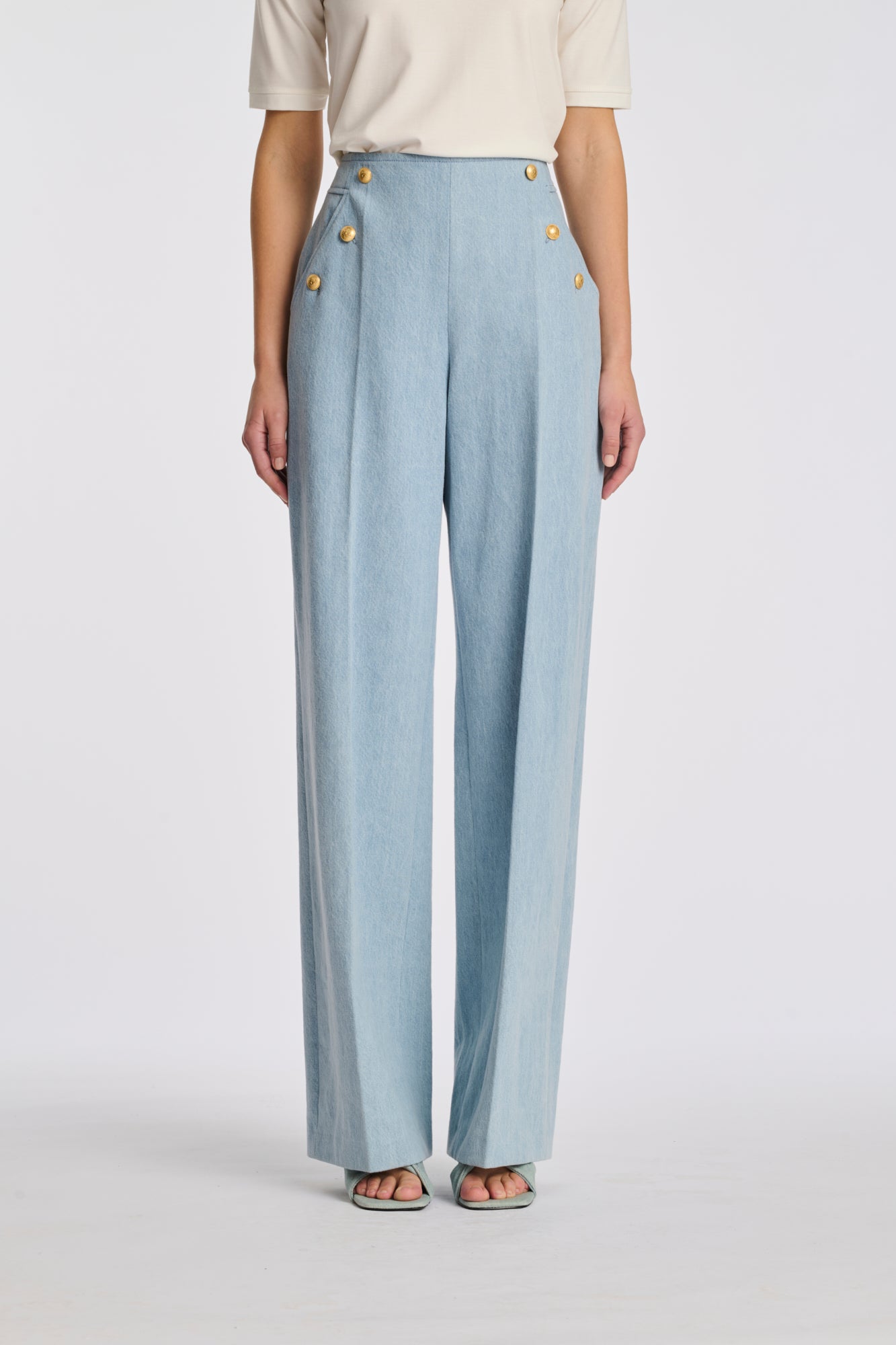 Sailor-style jeans