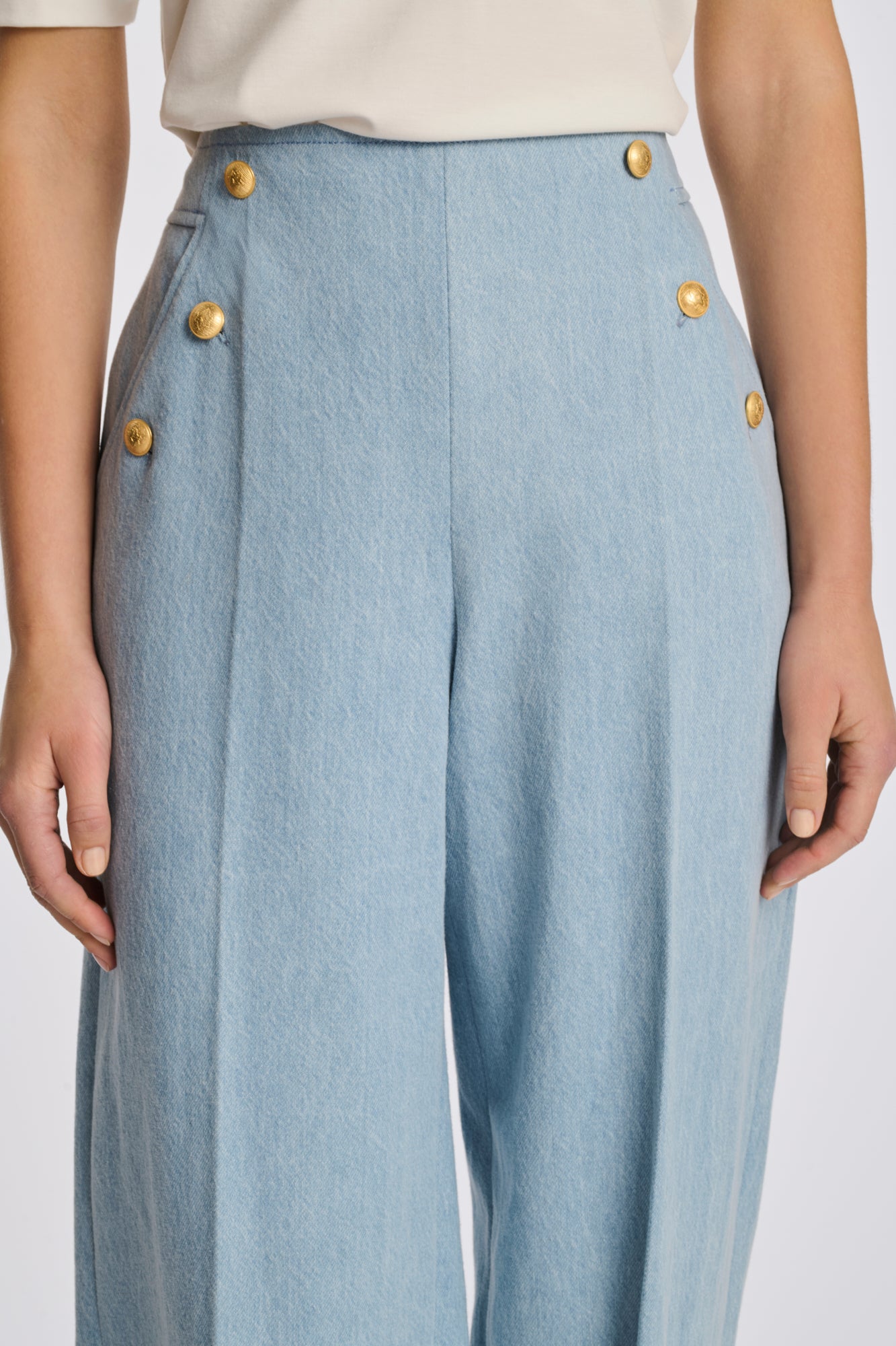 Sailor-style jeans