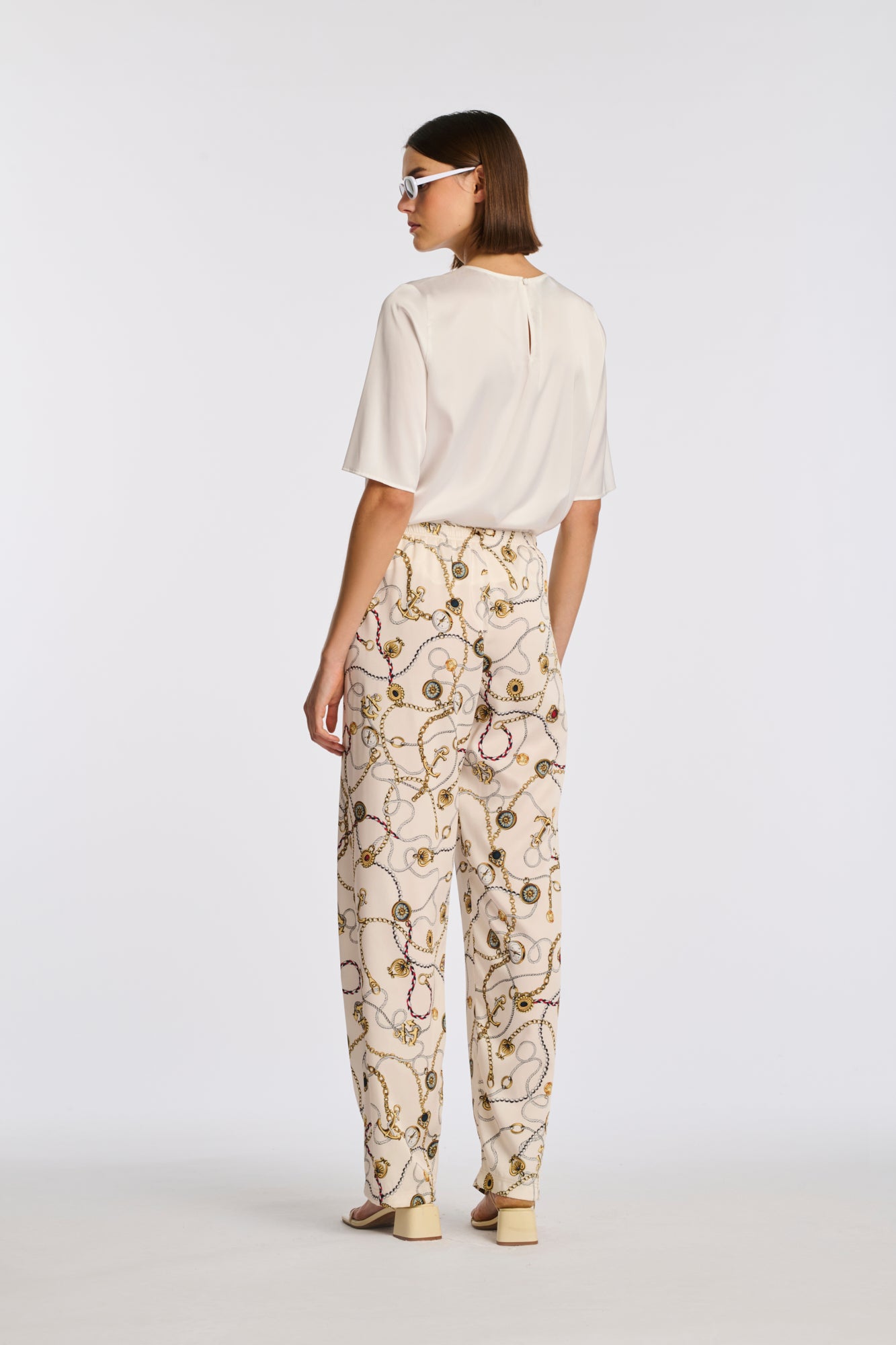 Patterned stretch trousers