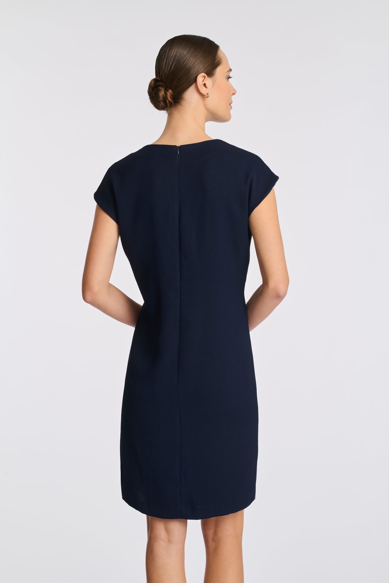 Robe drappée en crêpe envers satin