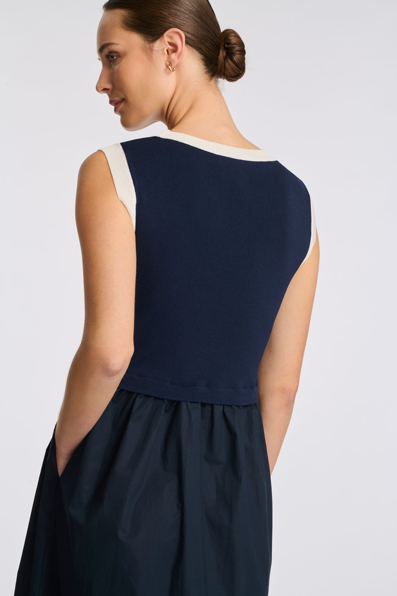 Dual-material knit dress