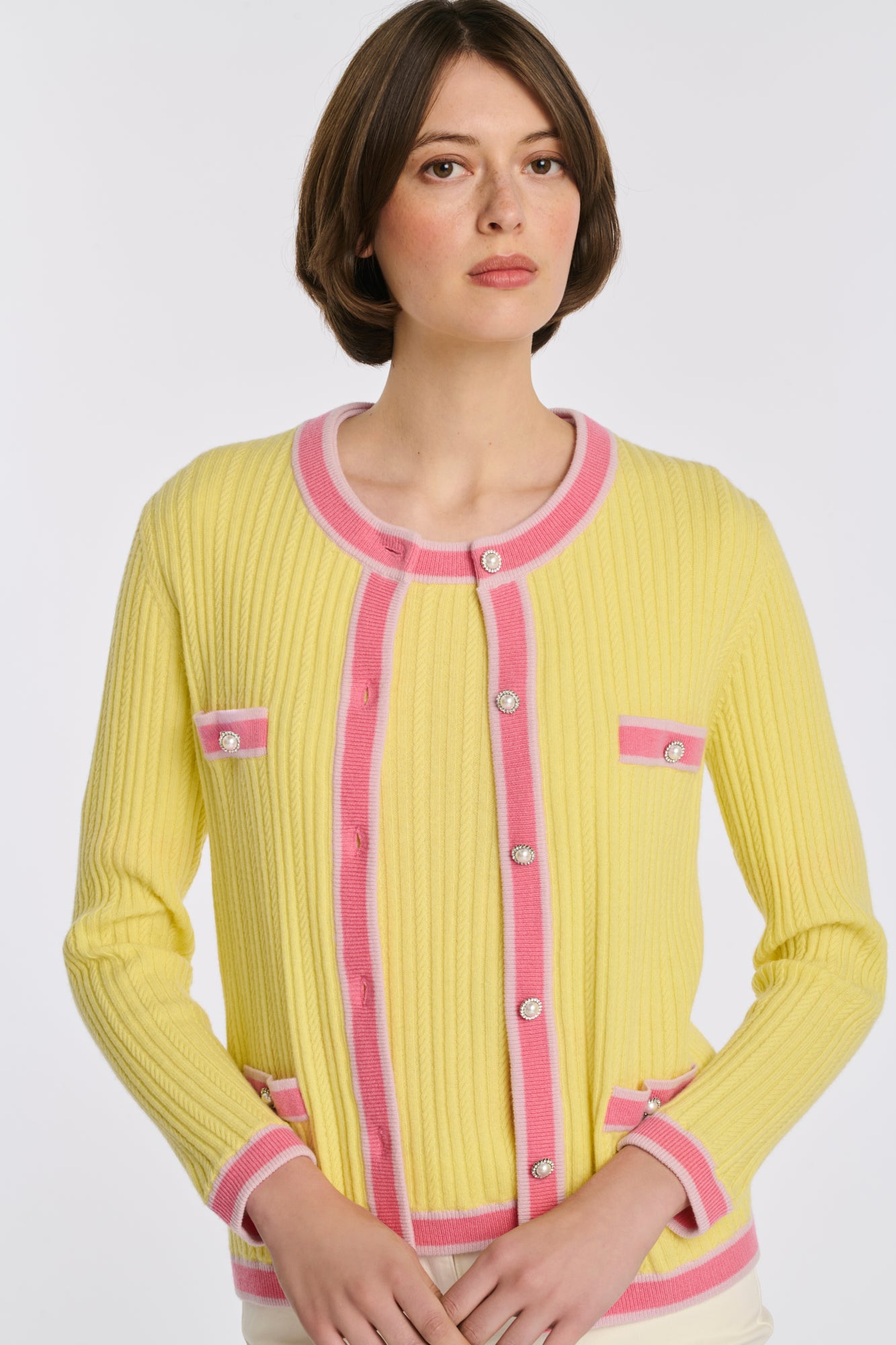 Cardigan bicolore en cachemire mélangé