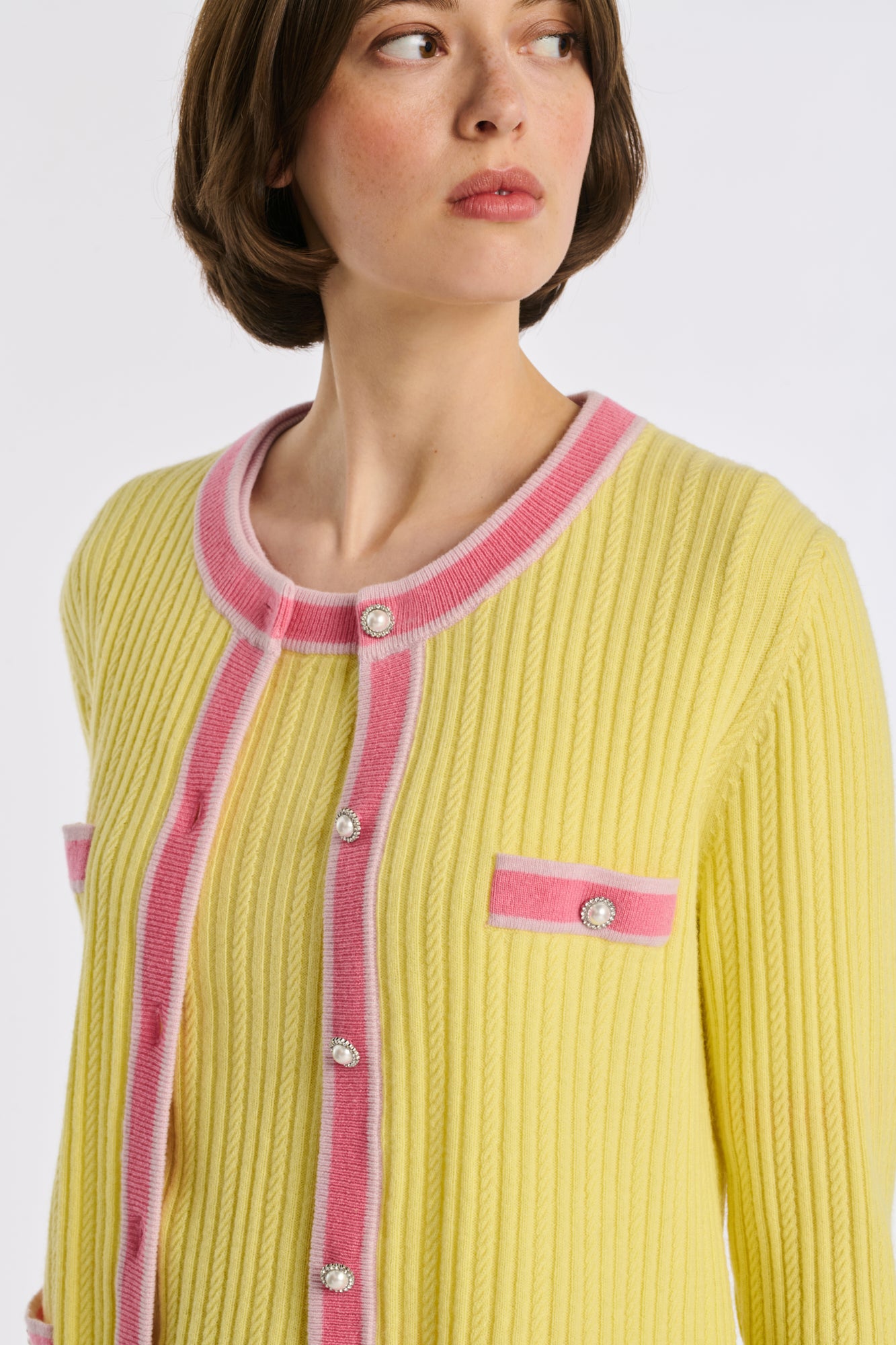 Cardigan bicolore en cachemire mélangé