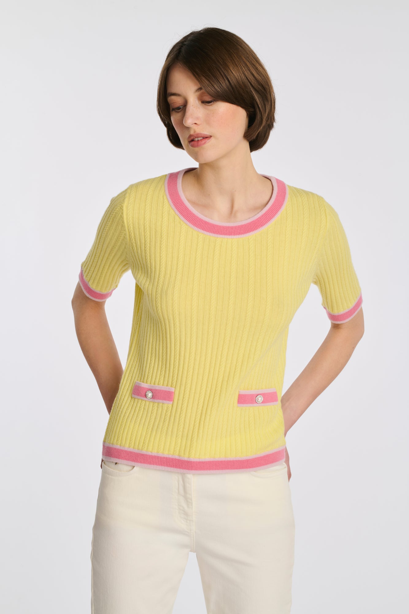 Pull manches courtes en cachemire mélangé