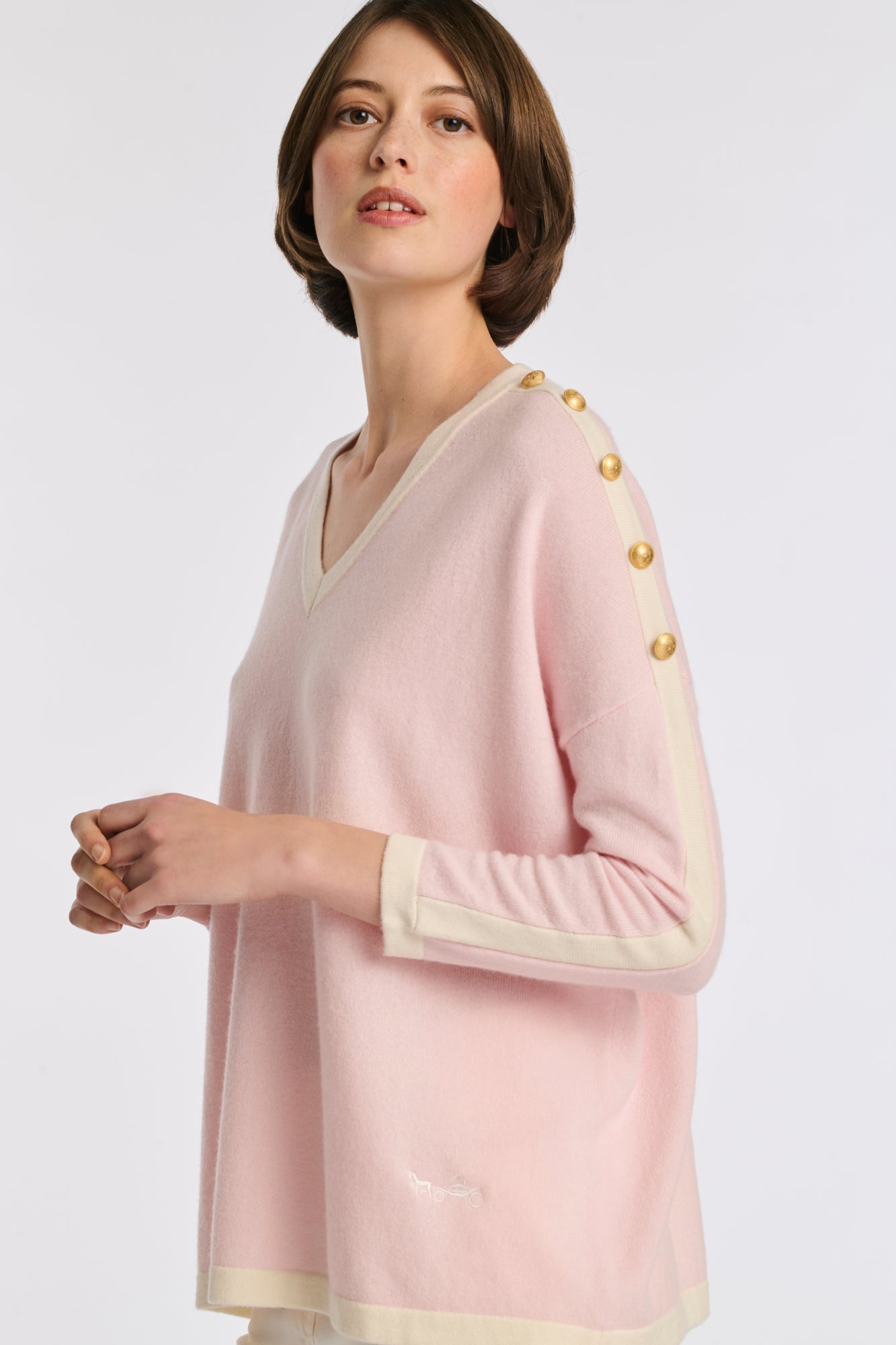 Pull col v en cachemire mélangé