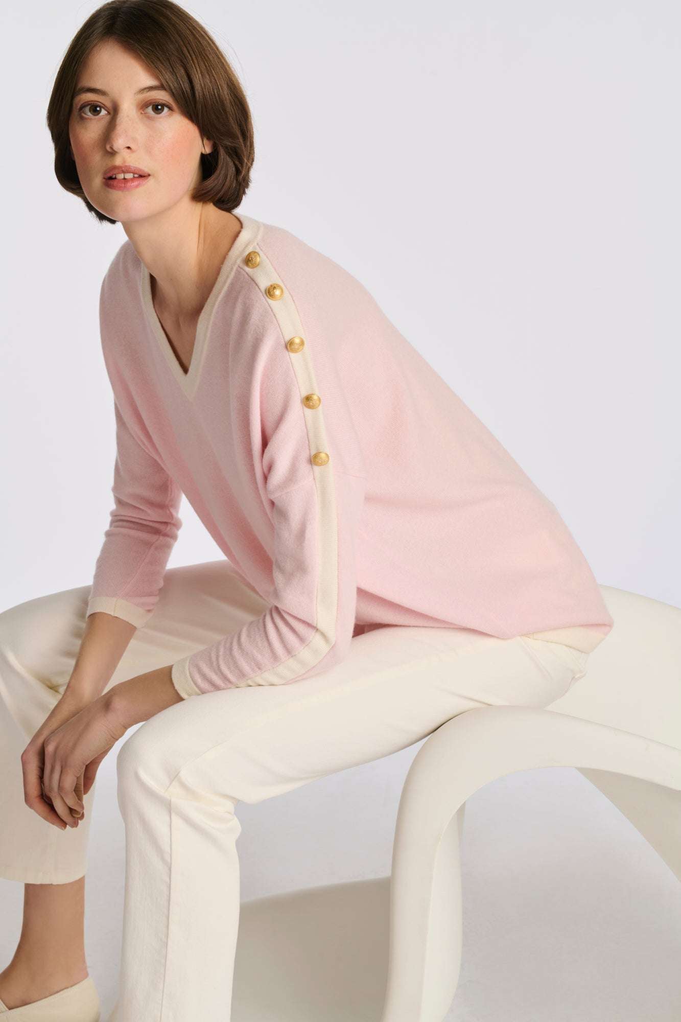 Pull col v en cachemire mélangé