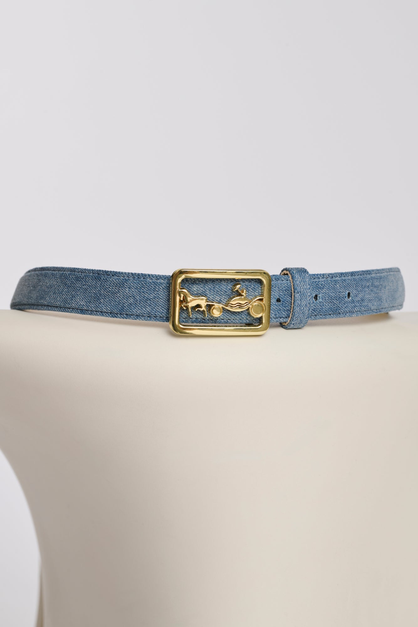 Denim belt with carriage buckle