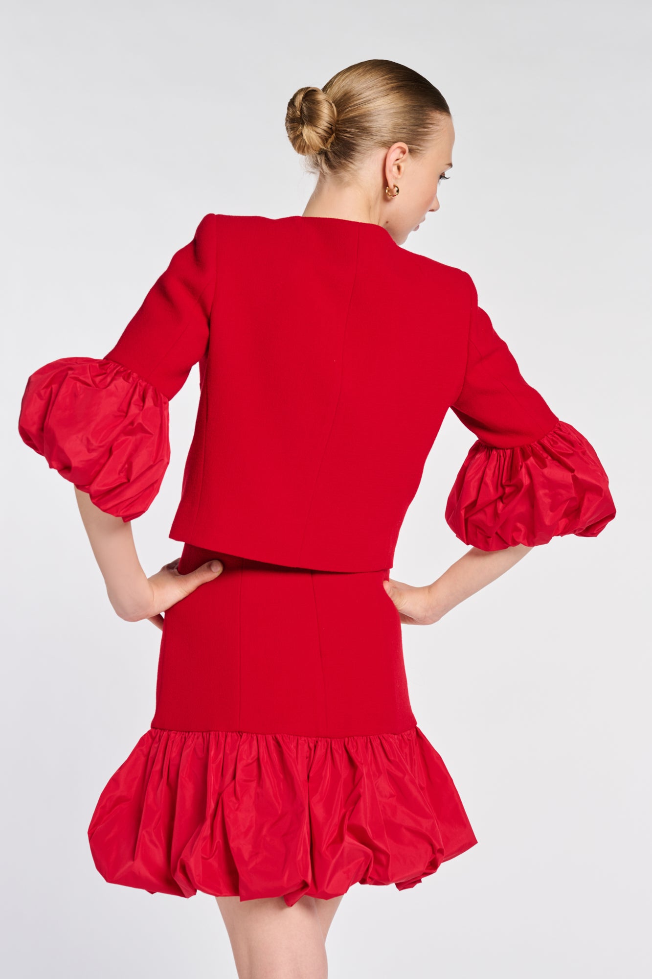 Veste à manches bouffantes