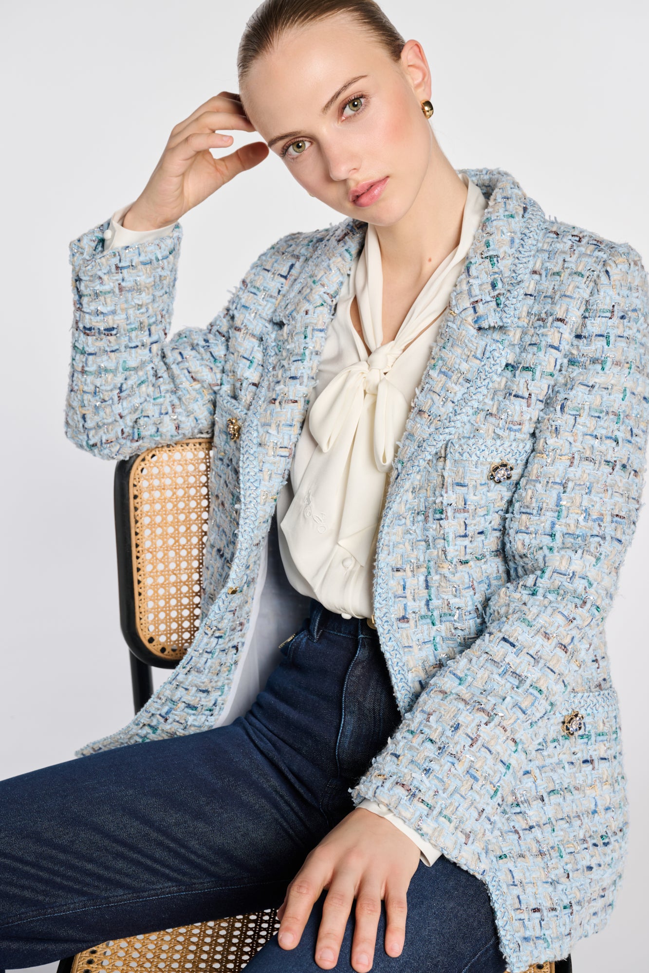 Blazer en tweed pastel galonné